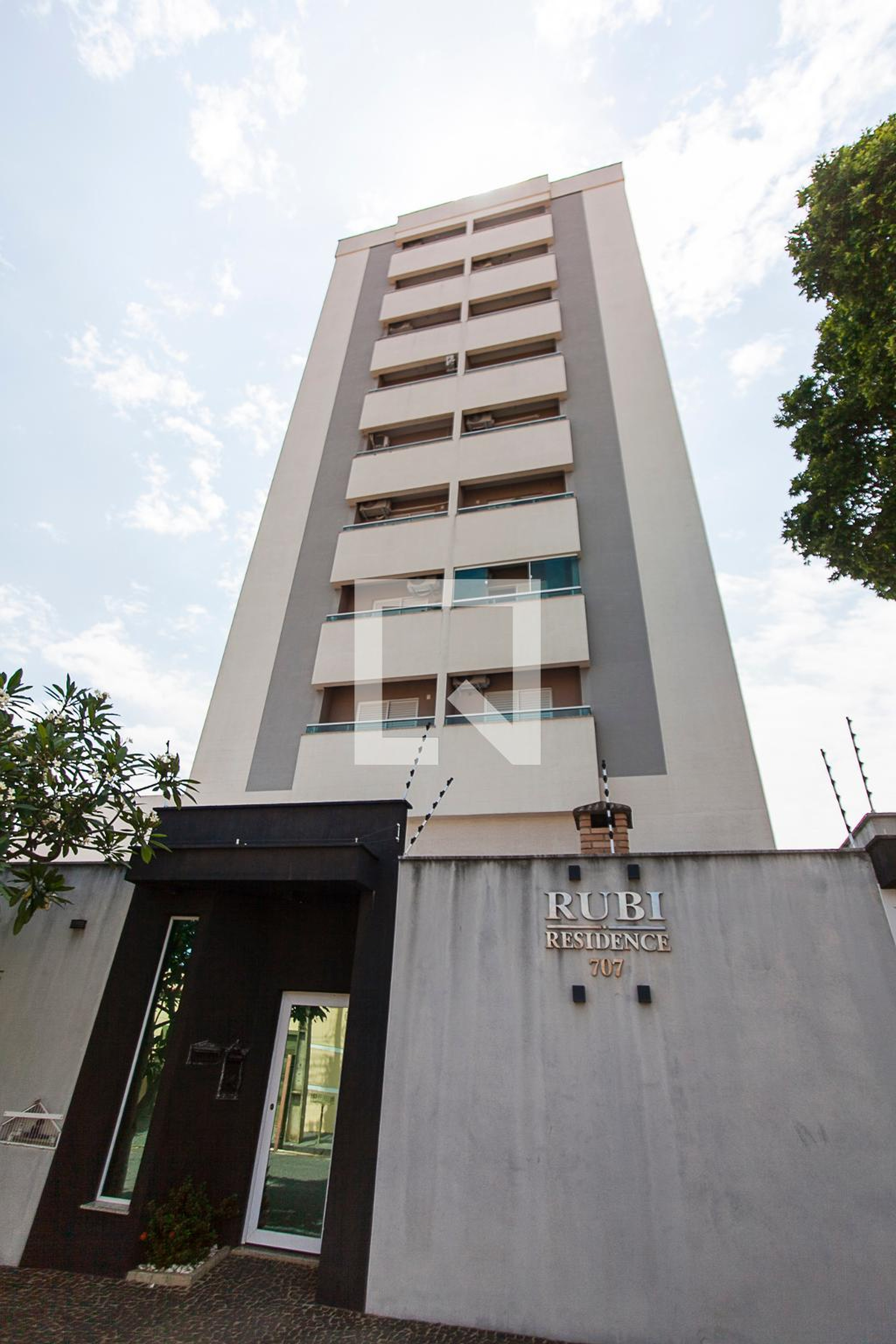 Fachada Condomínio Rubi Residence