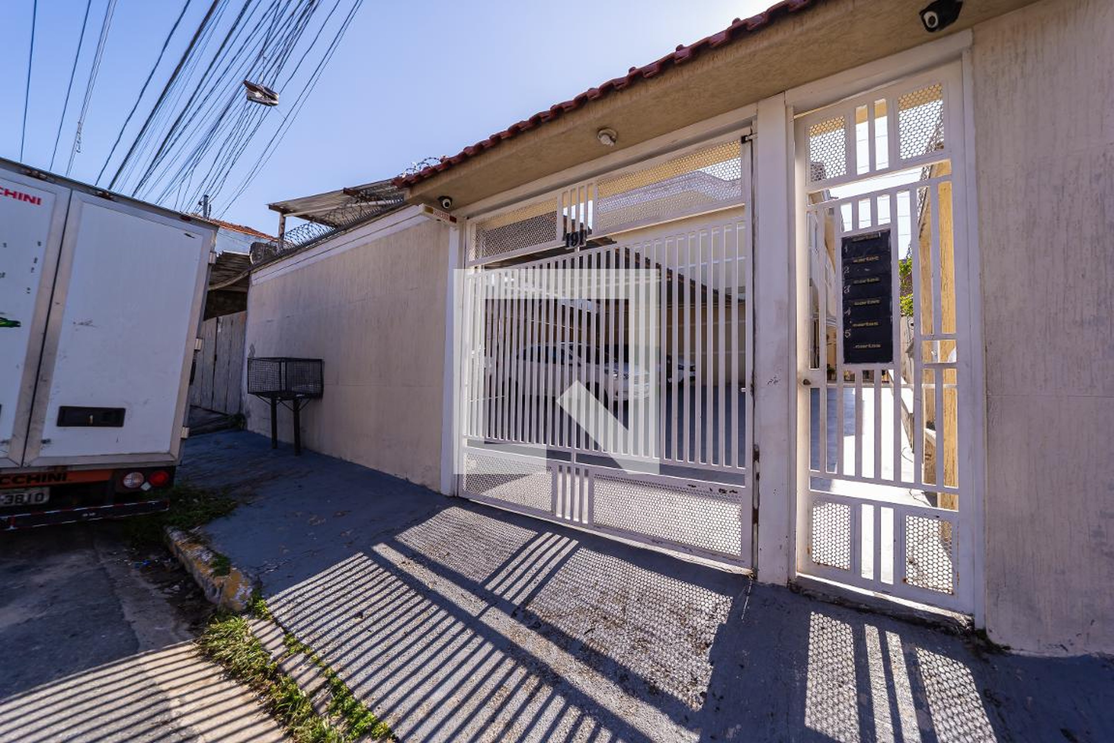 Fachada Residencial Tomás de Aquino