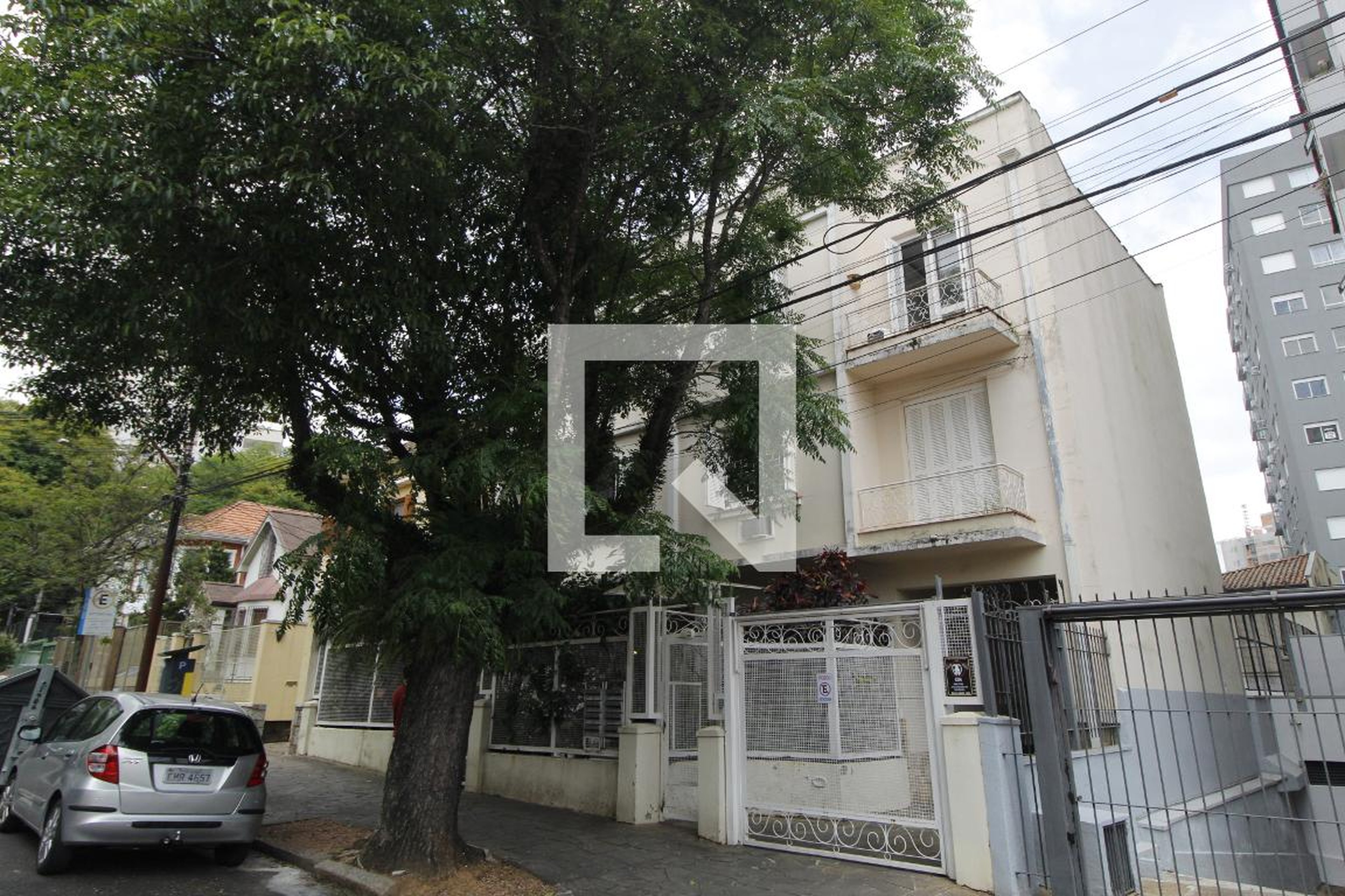 Fachada Condomínio em Rua Visconde do Rio Branco, 781