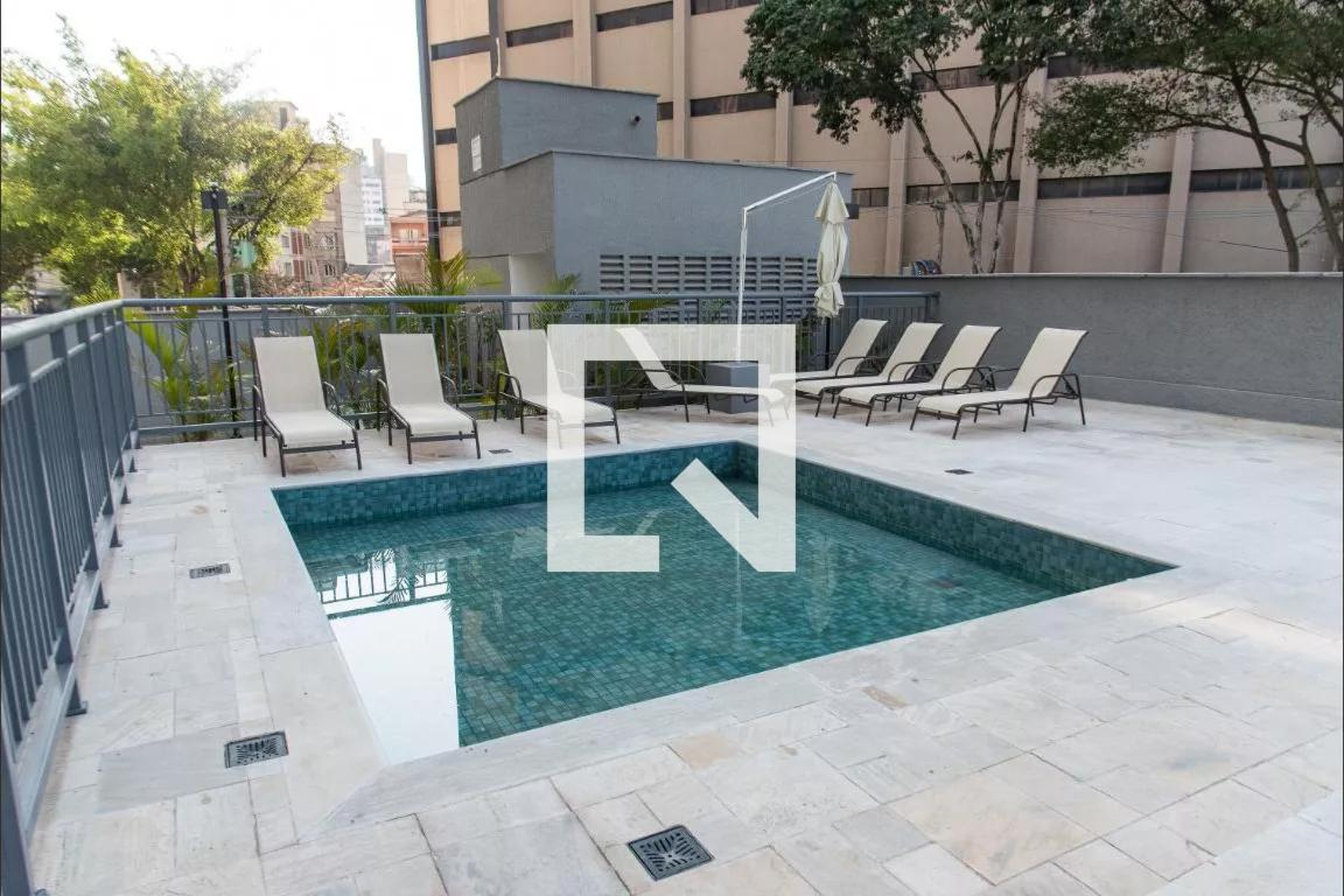 Piscina - Pátio Central - Matiz