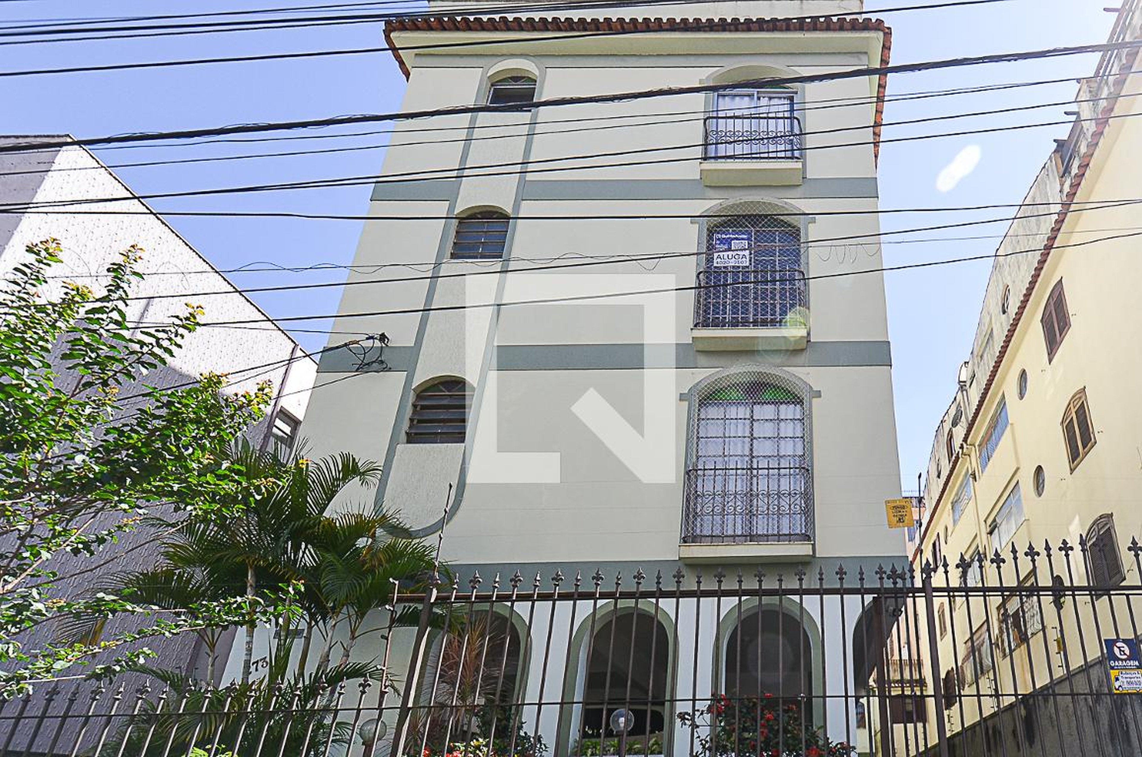 Fachada Edifício Dona Dina