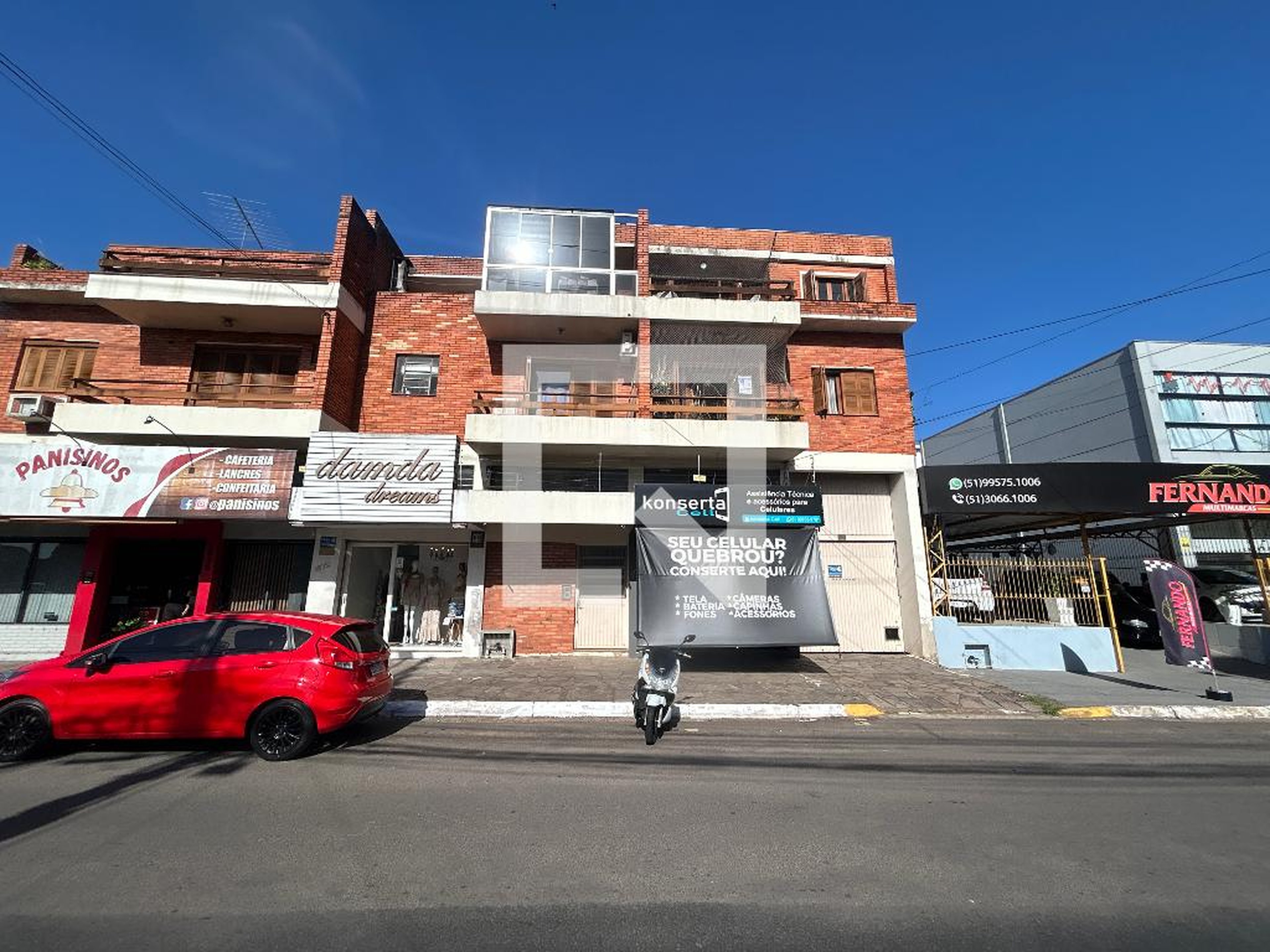 Fachada Condomínio em Avenida Pedro Adams Filho, 1799