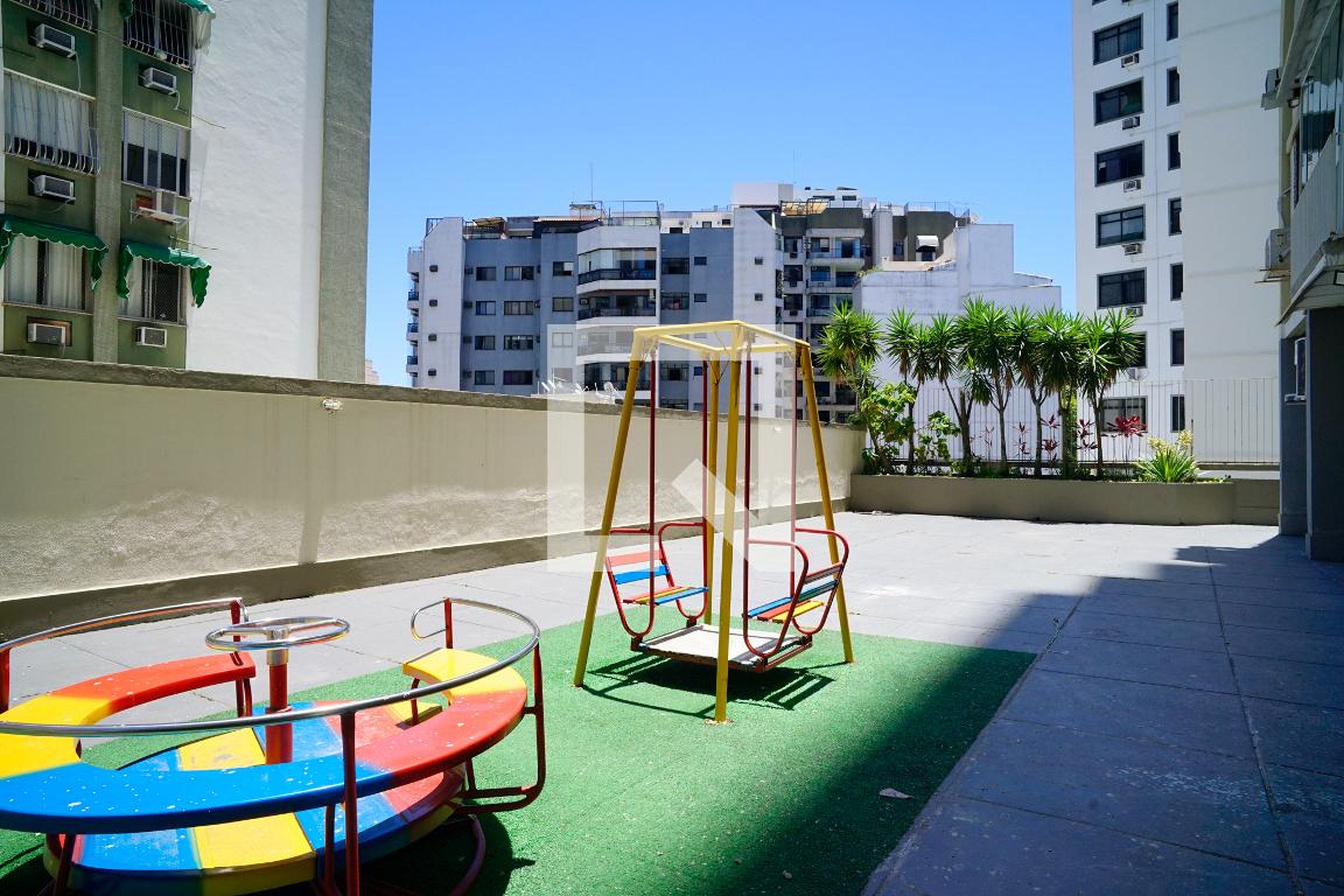 Área comum - Barão de Cayru