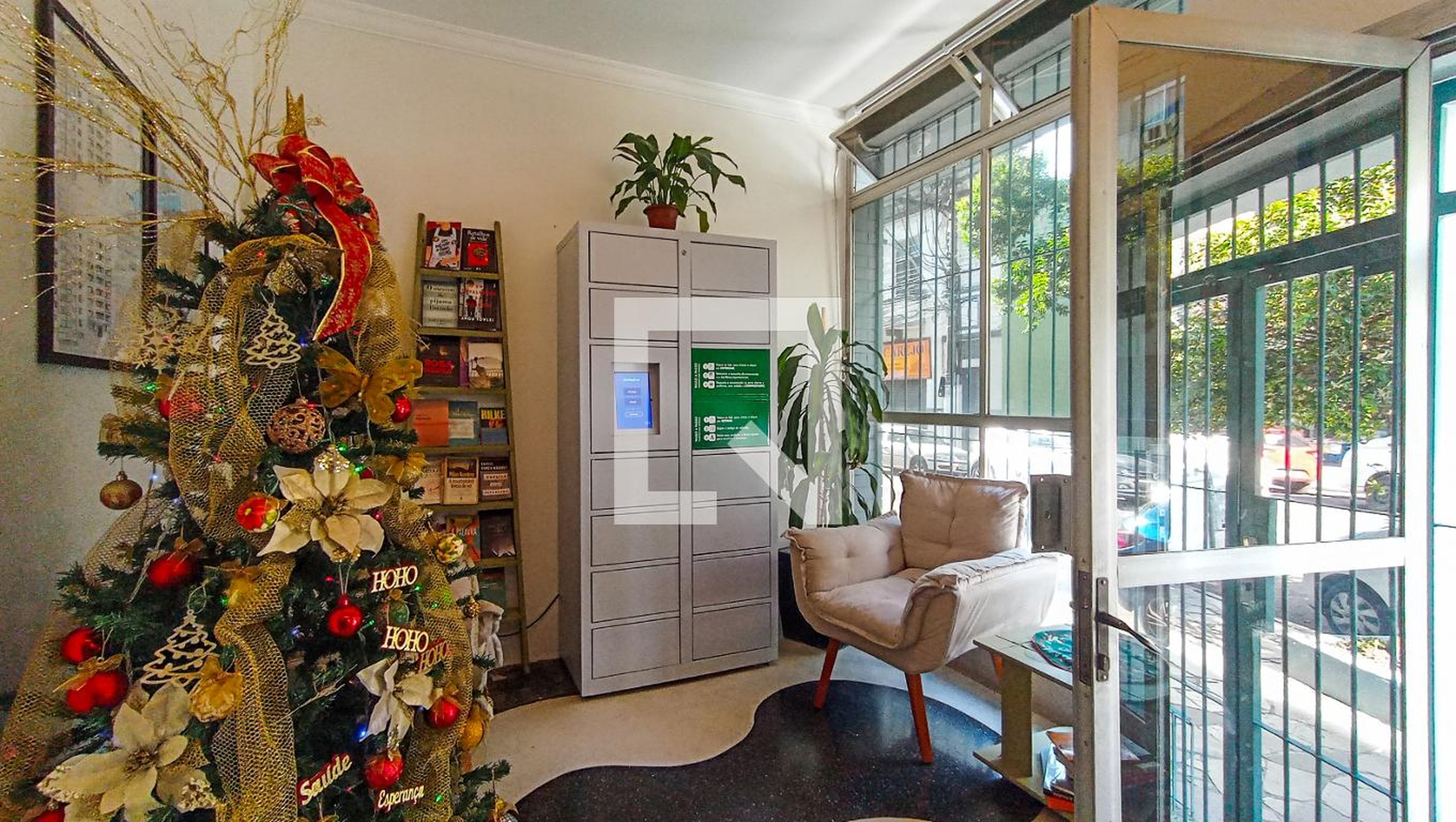 Área comum - Gal. Oliveira Freitas