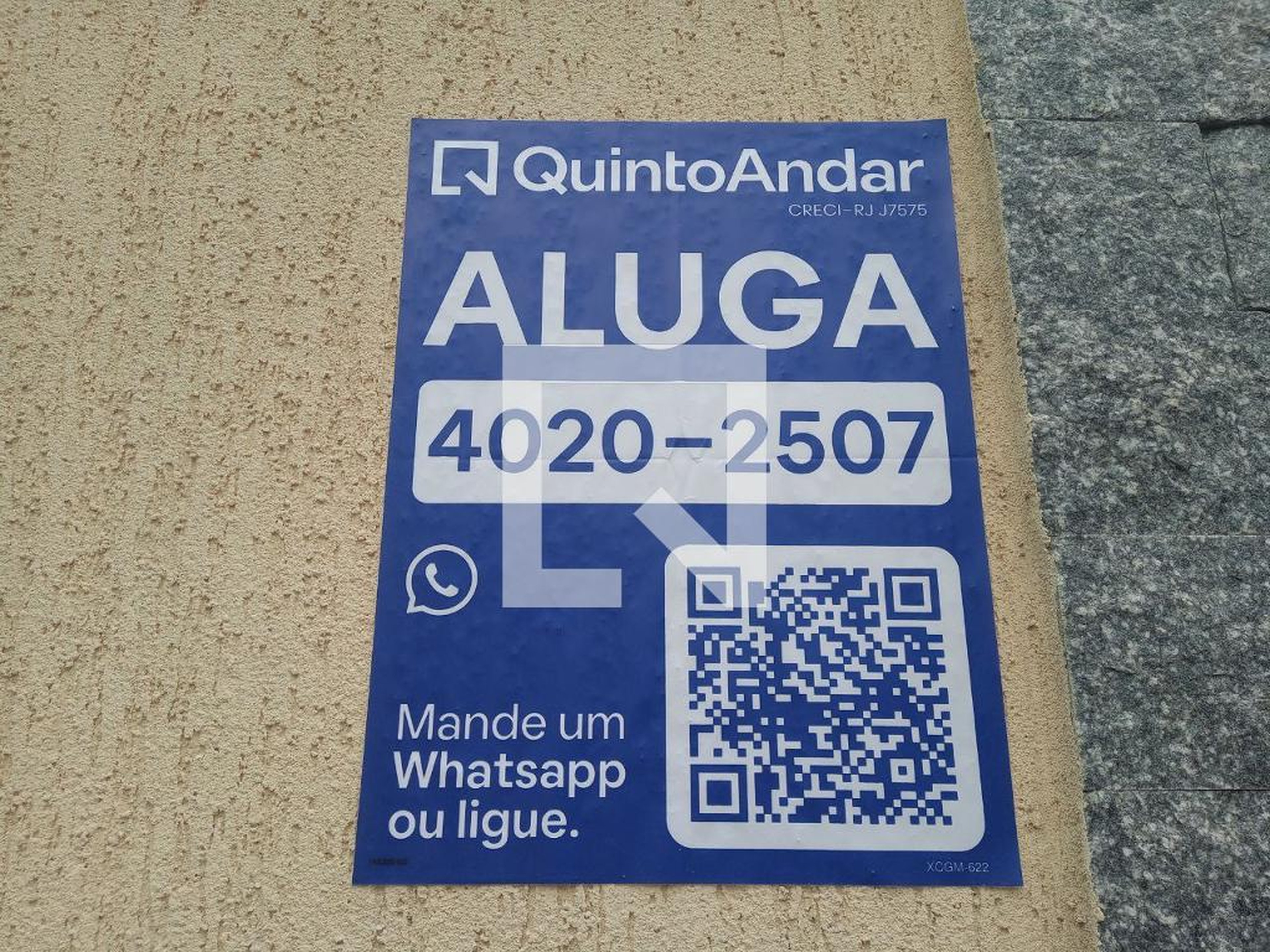 Fachada Condomínio em Rua Sirici, 254