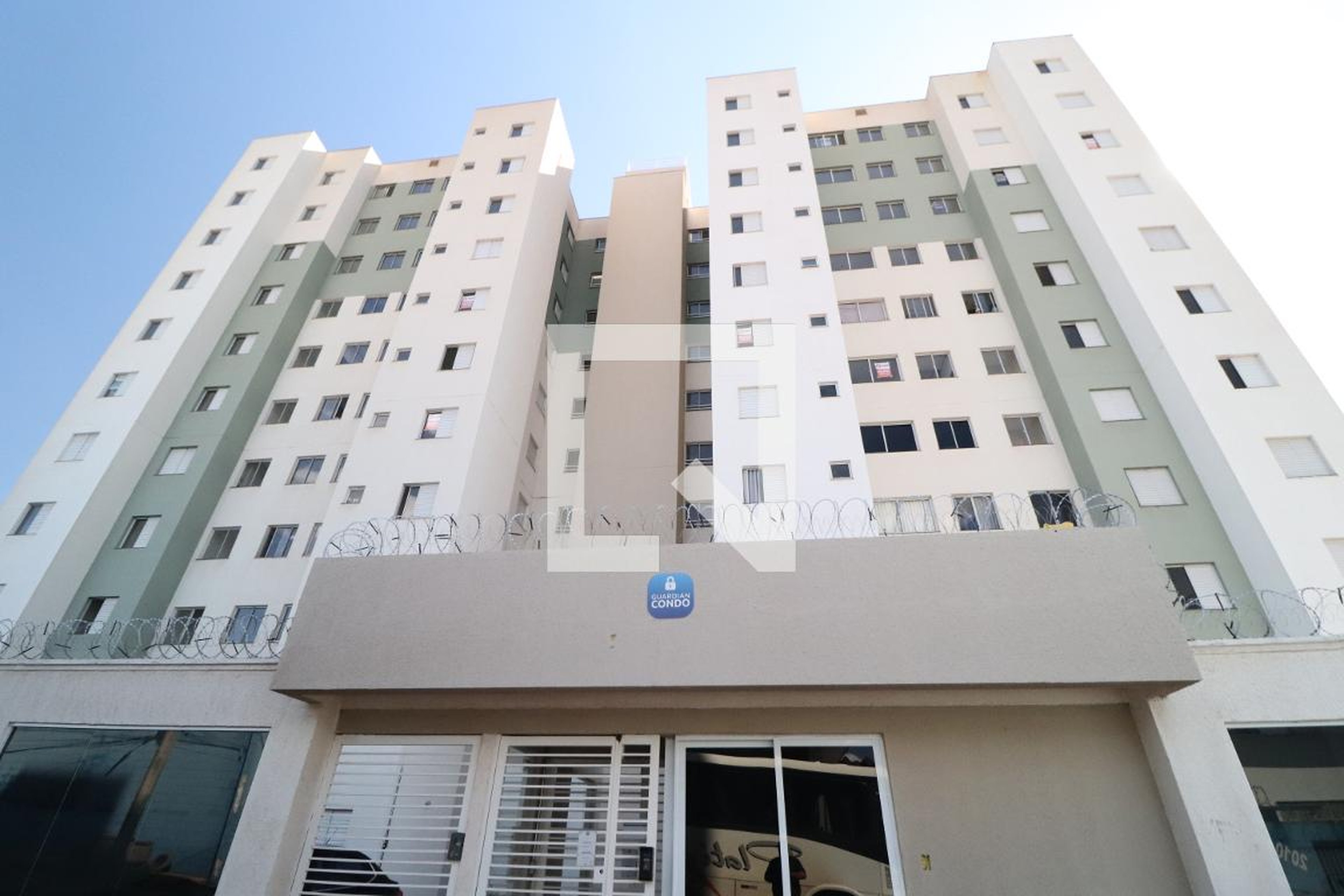 Fachada Condomínio em Rua José Rezende dos Santos, 2003