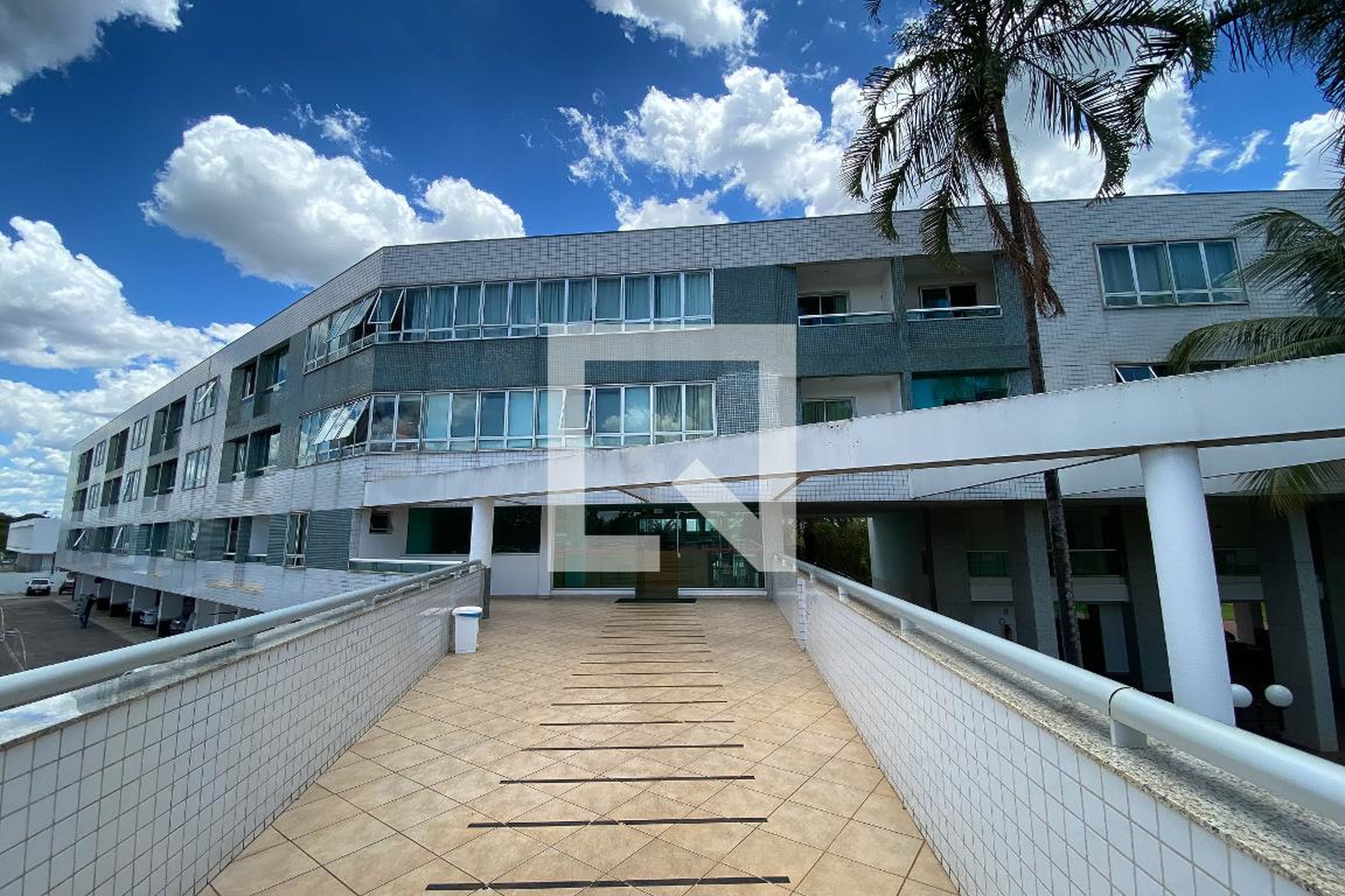 Fachada Condomínio em SHTN Trecho 1, 1