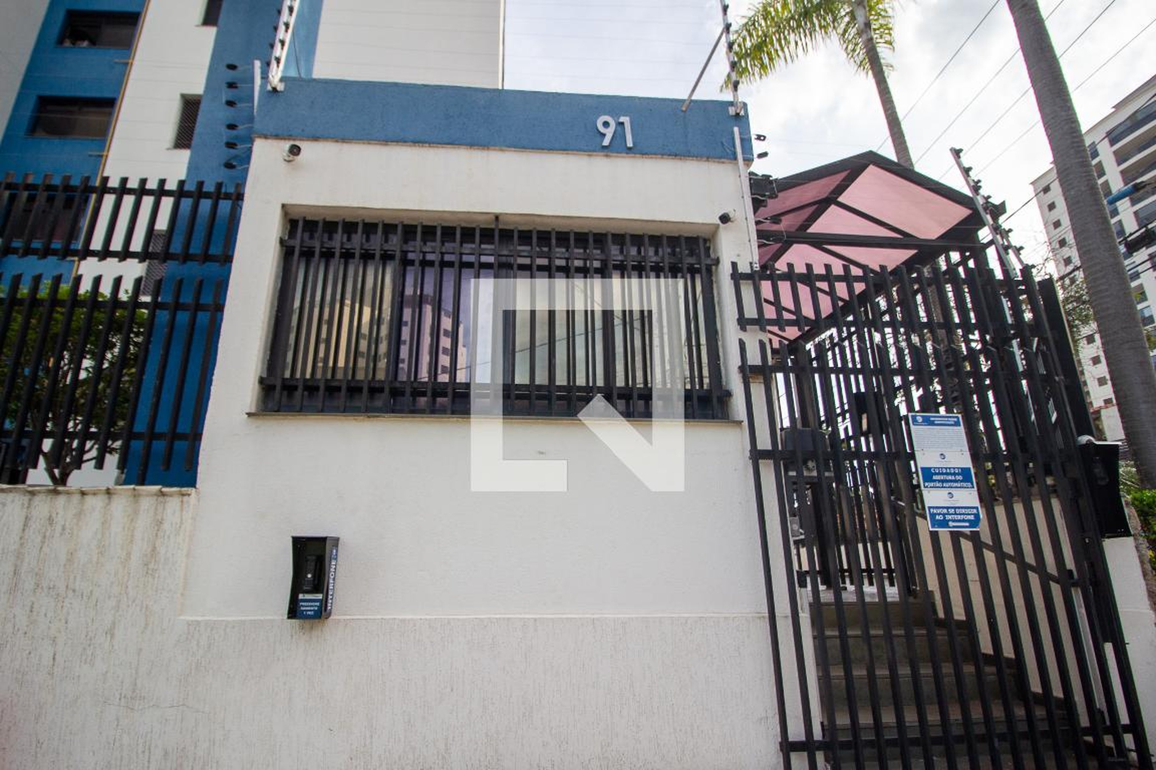 Fachada Condomínio Villa Reale