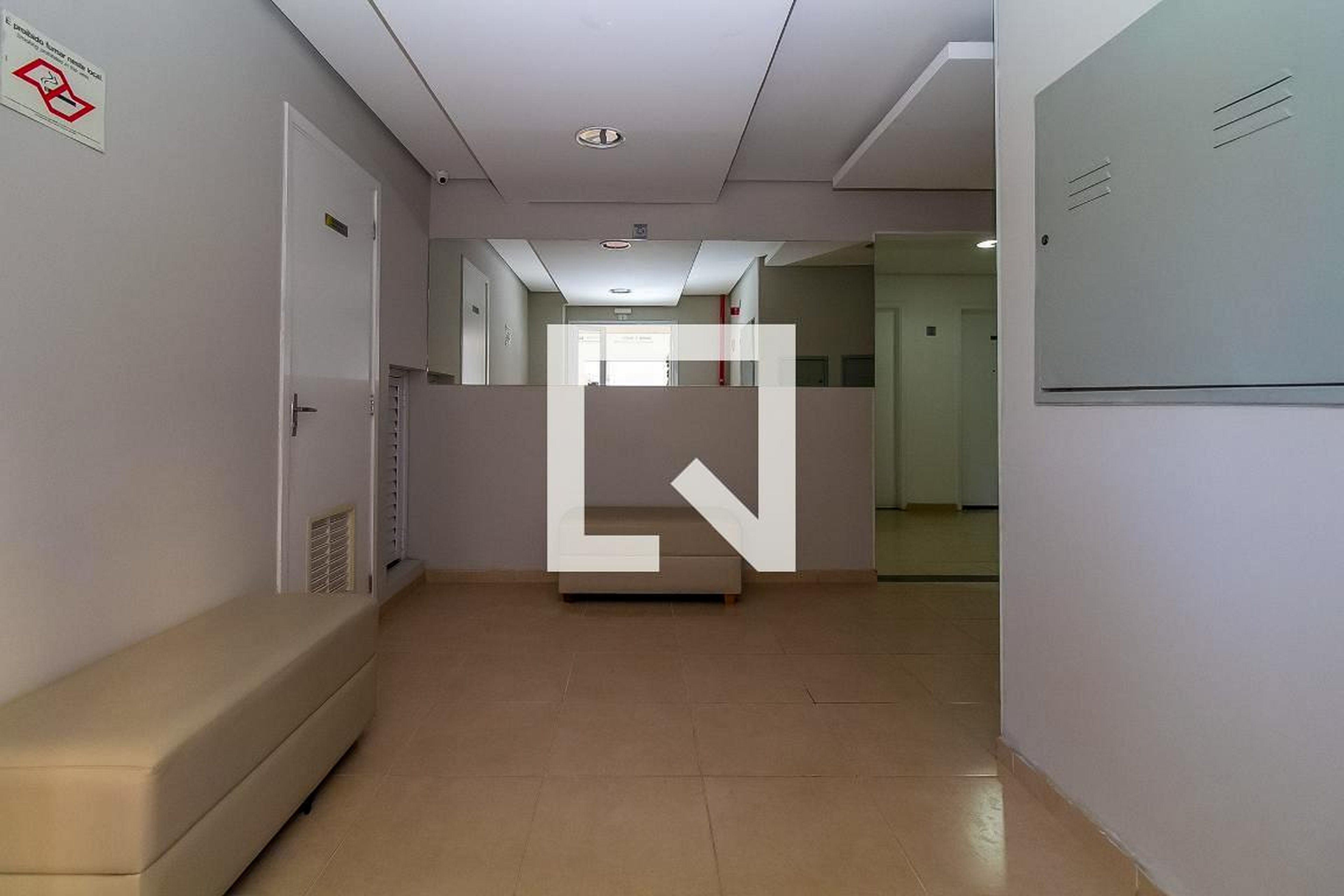 Hall de entrada - Paulista - IN SP