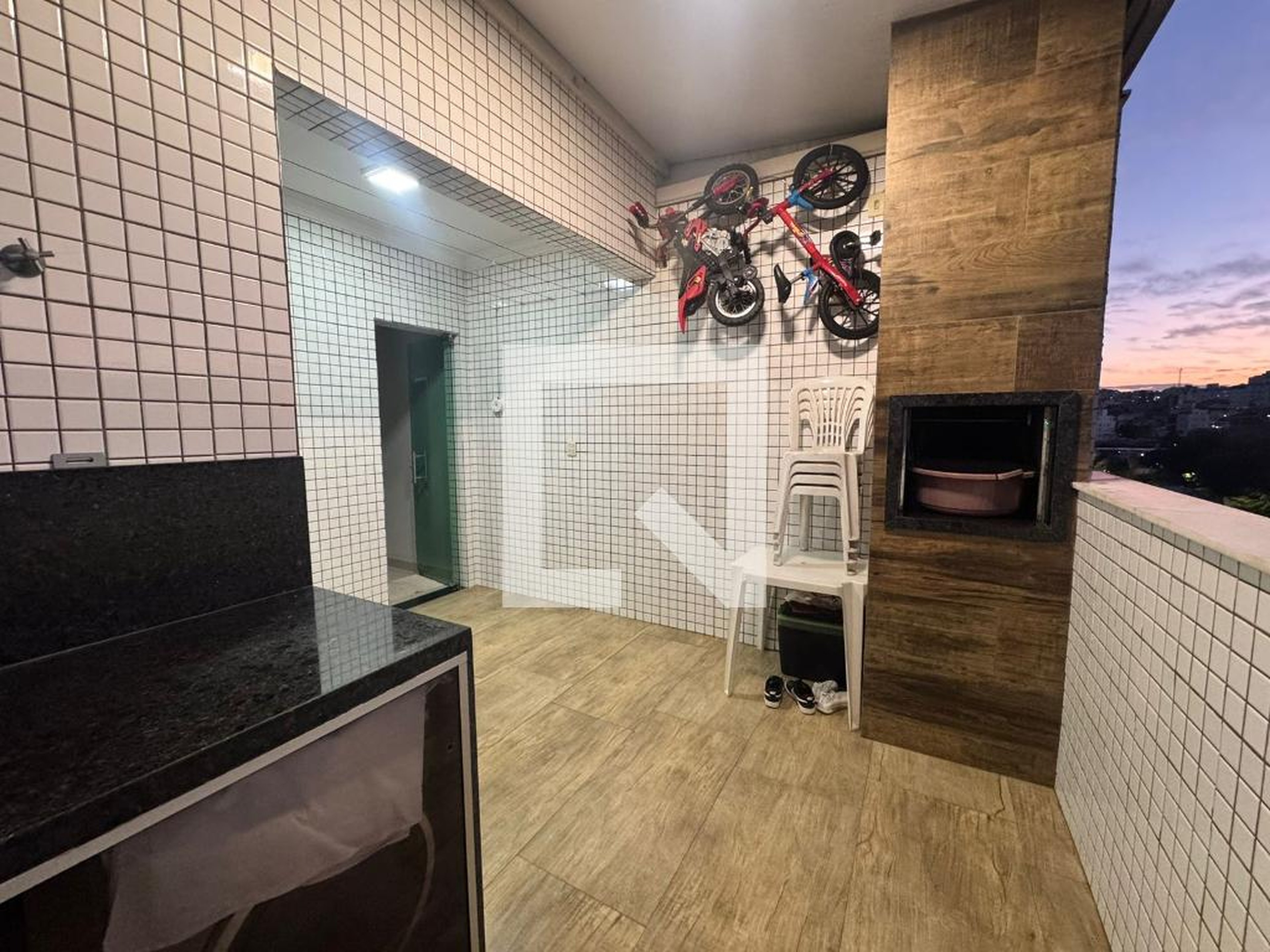 Churrasqueira Condomínio em Rua Lino de Môro, 138