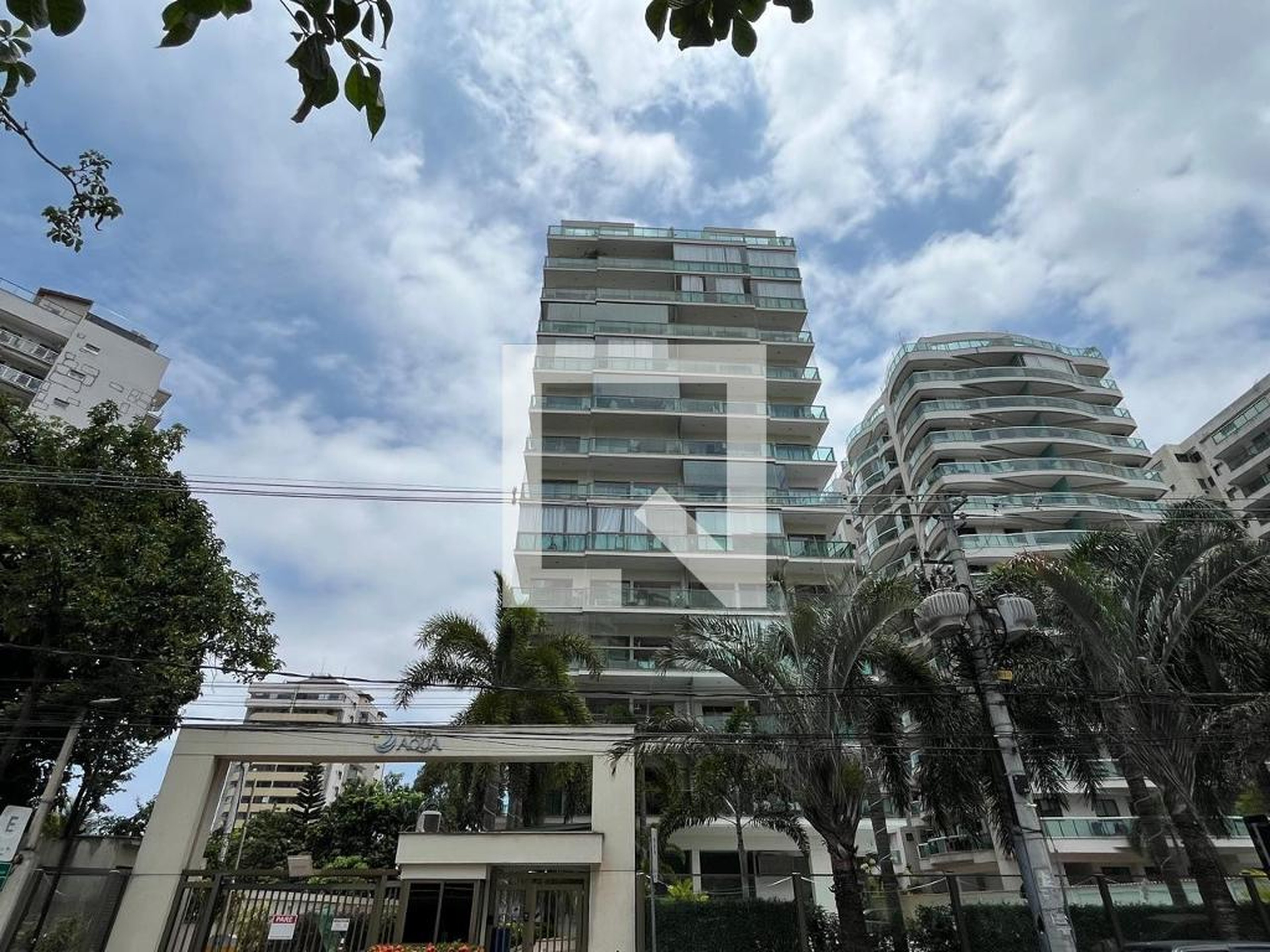 Fachada Condomínio Villa Aqua