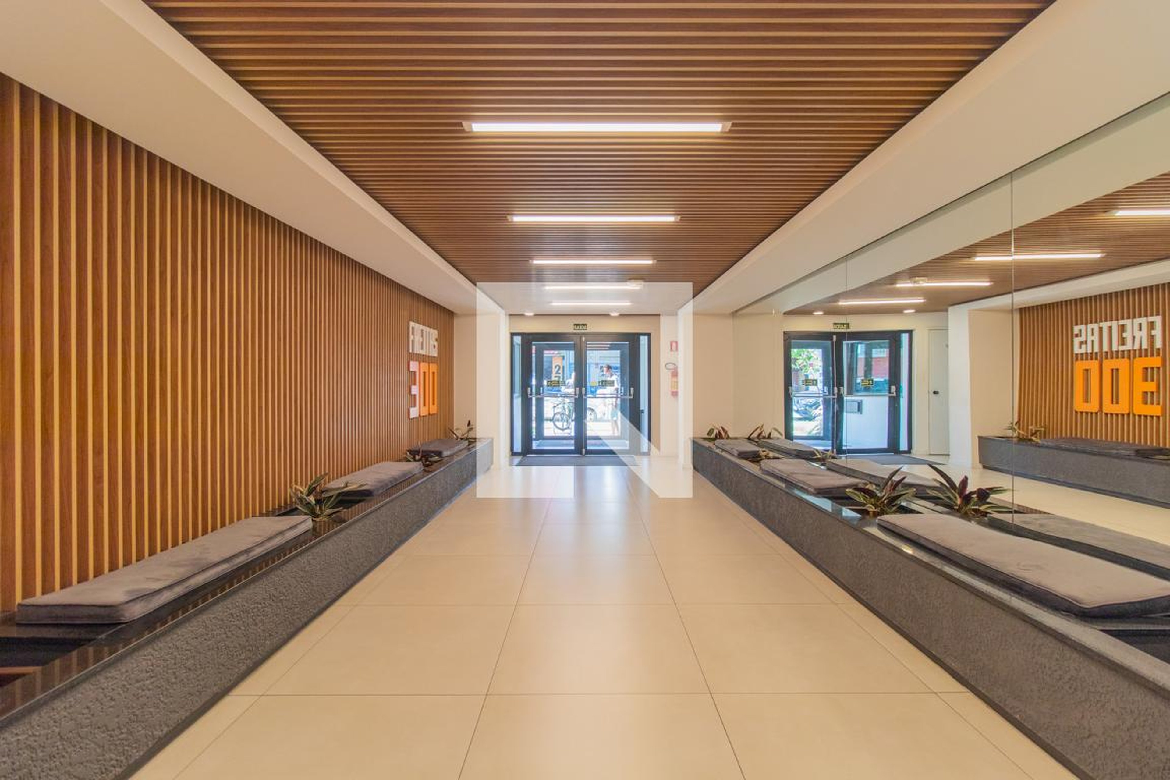 Hall social - Freitas 300