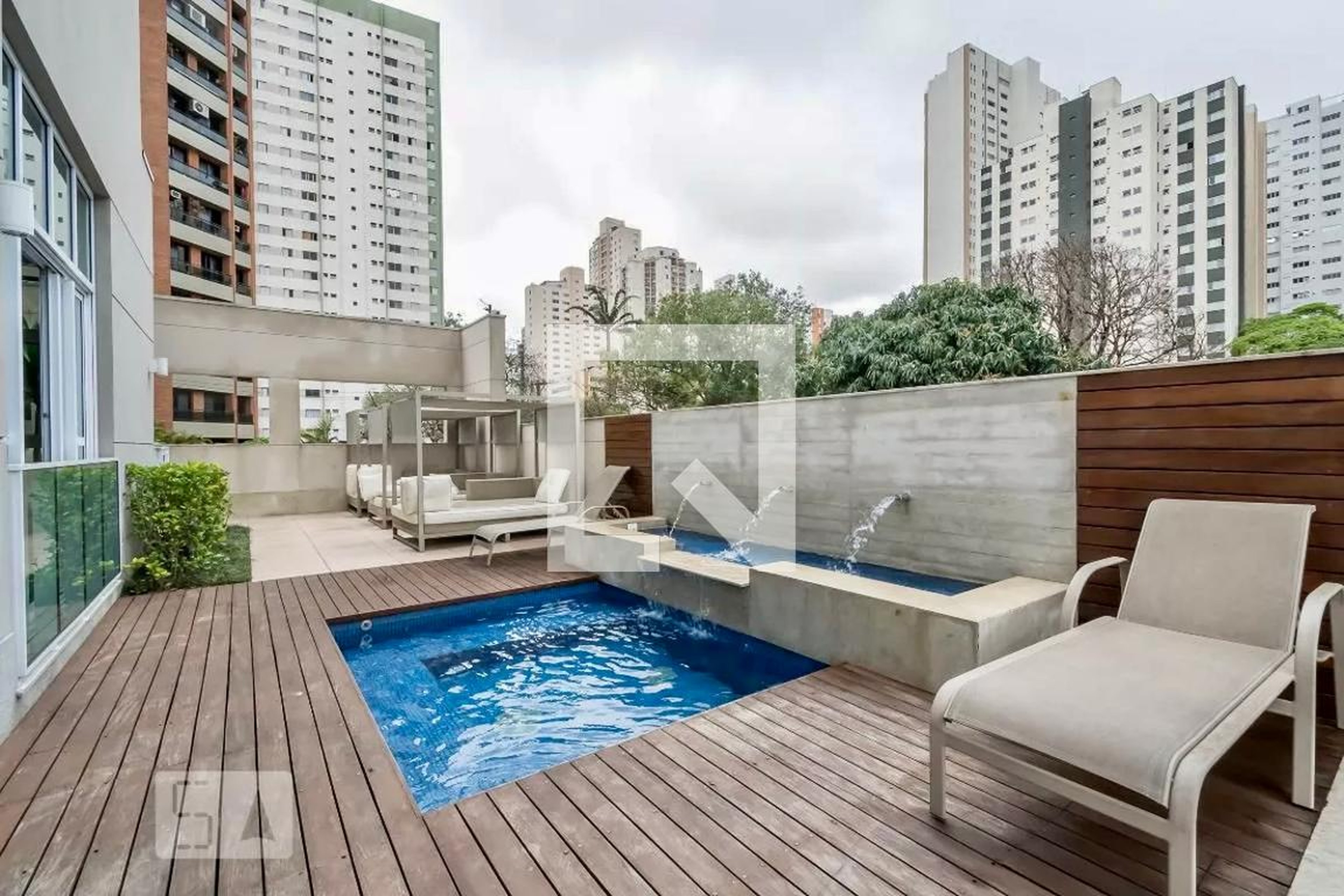 Piscina - B103 Building