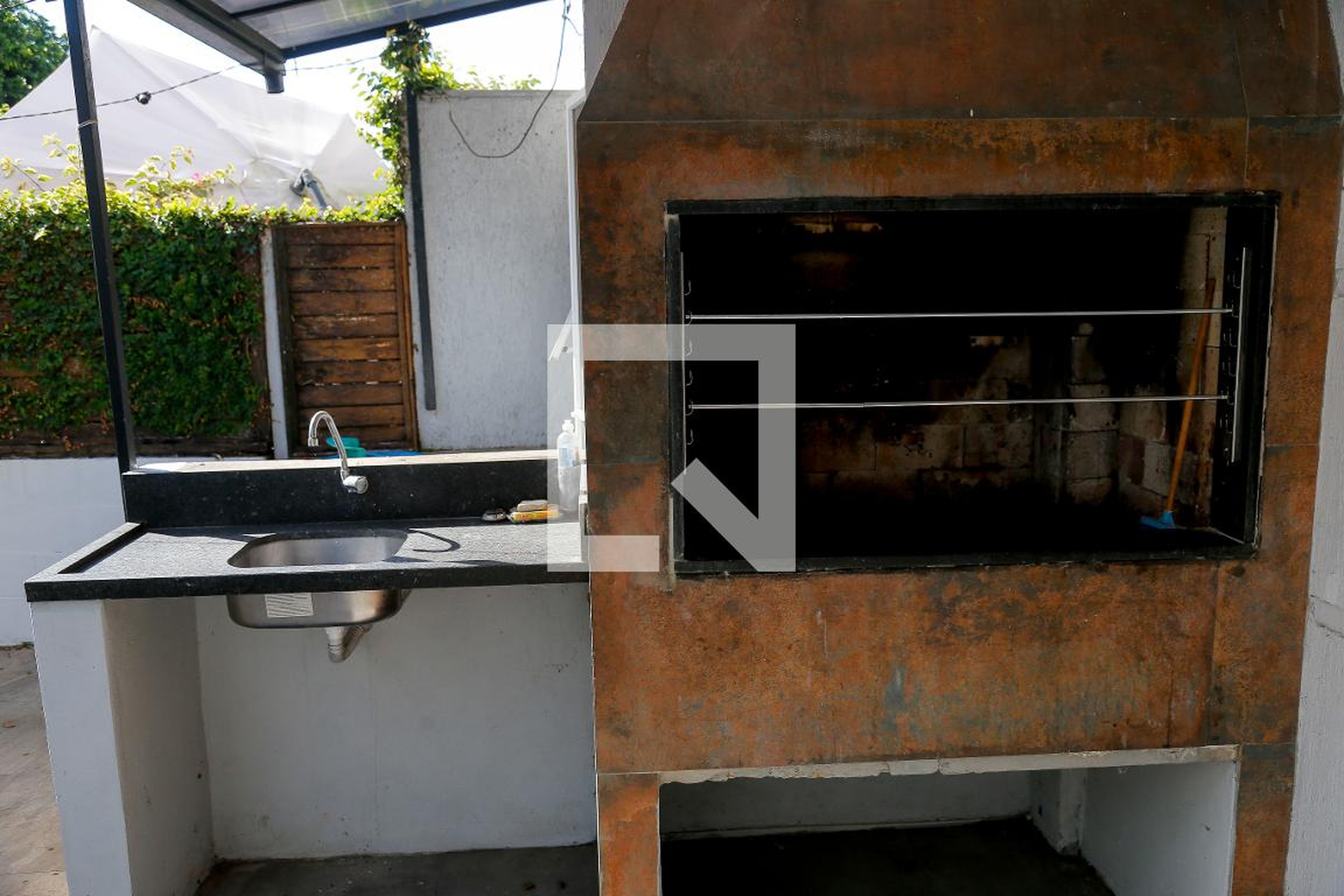 Churrasqueira - Residencial Encosta do Sol Prime