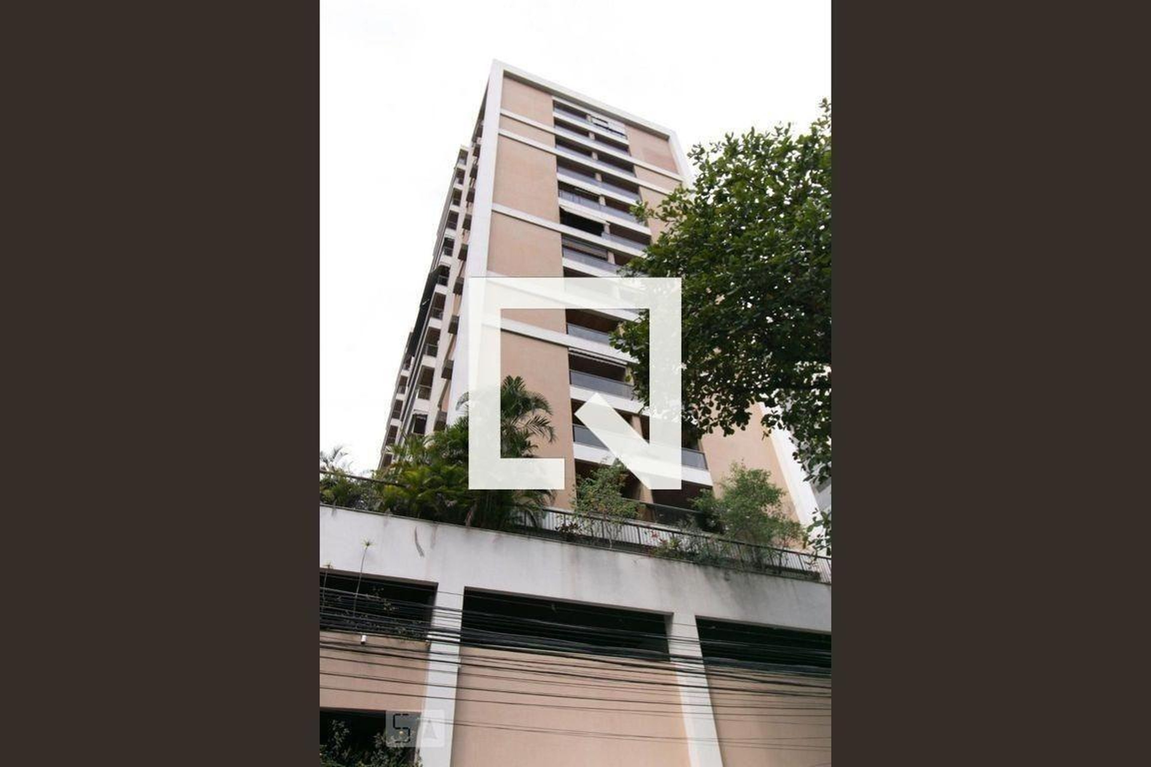 Fachada Edifício Rosselini