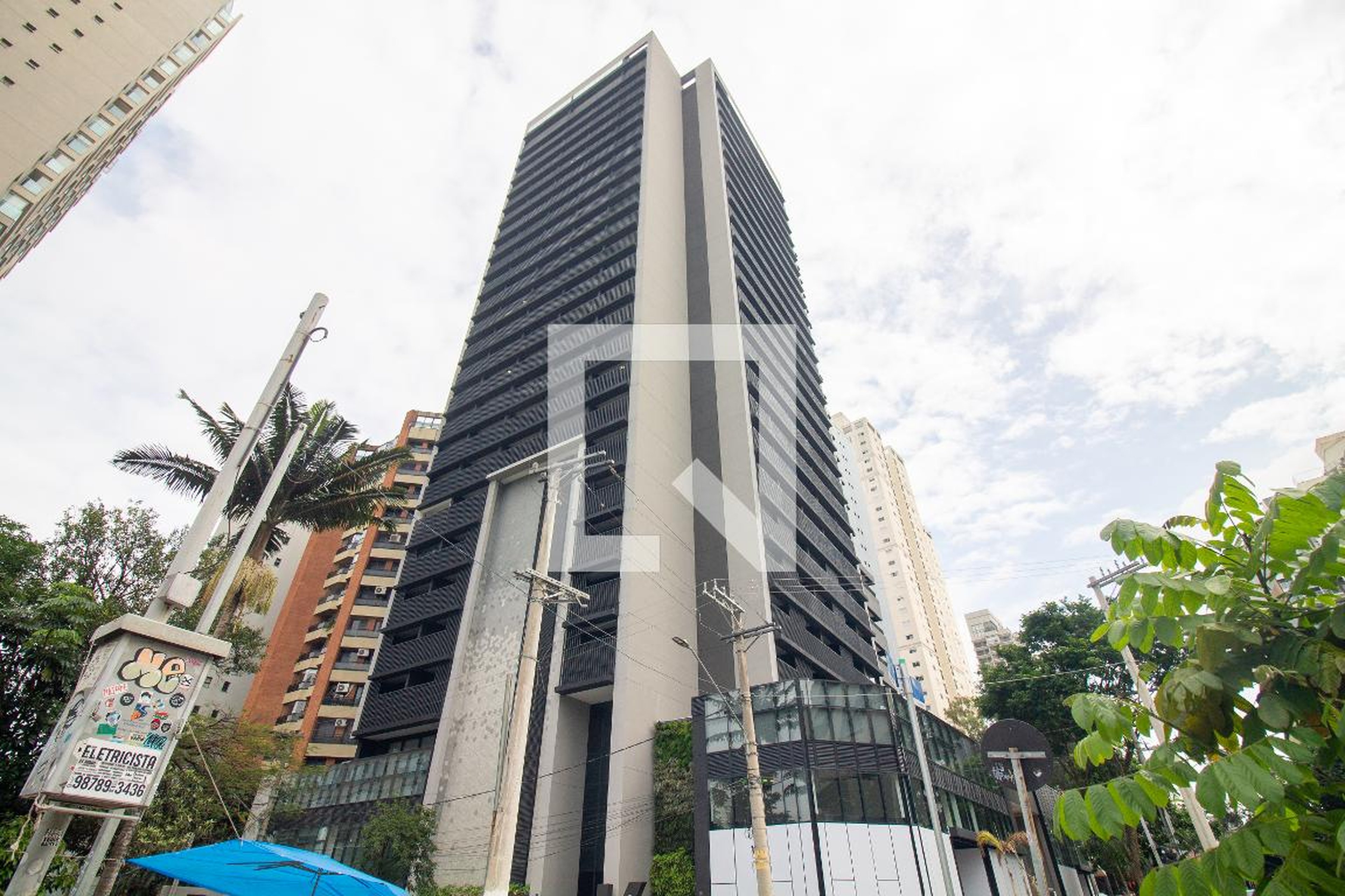 Fachada do Prédio Condomínio ON Florida - Brooklin