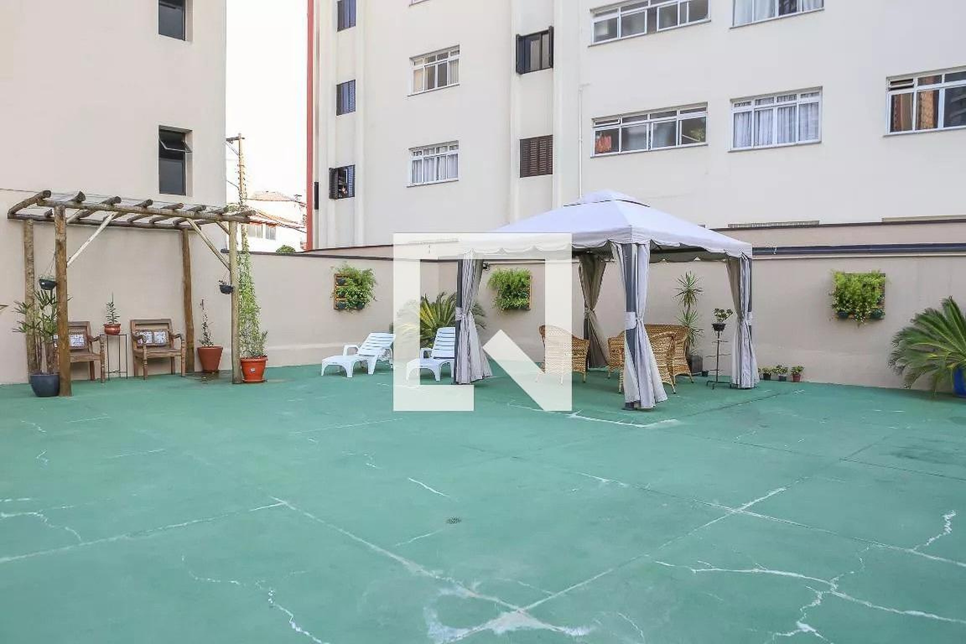 Área comum - Saint Germain