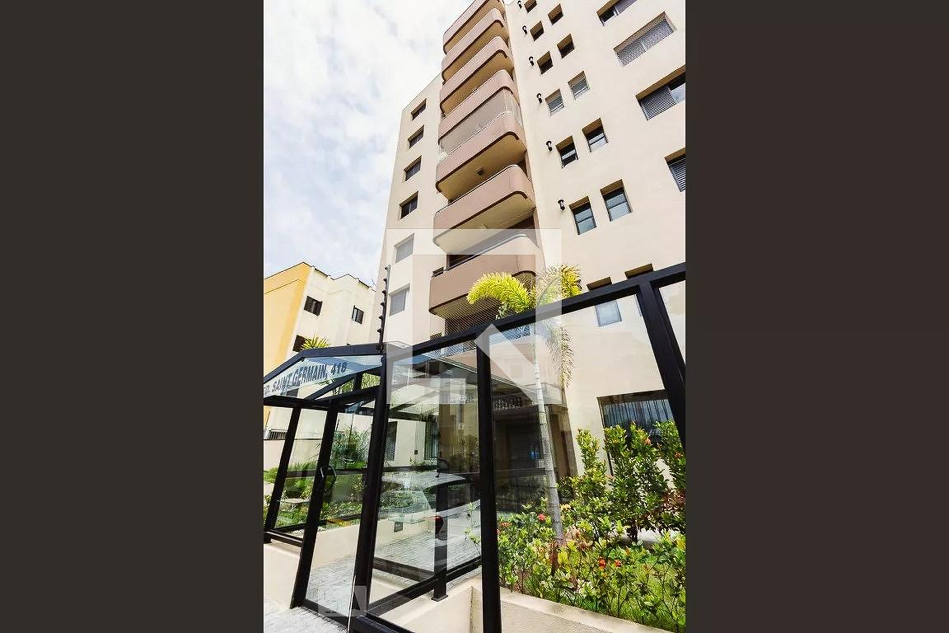 Fachada Condomínio Saint Germain