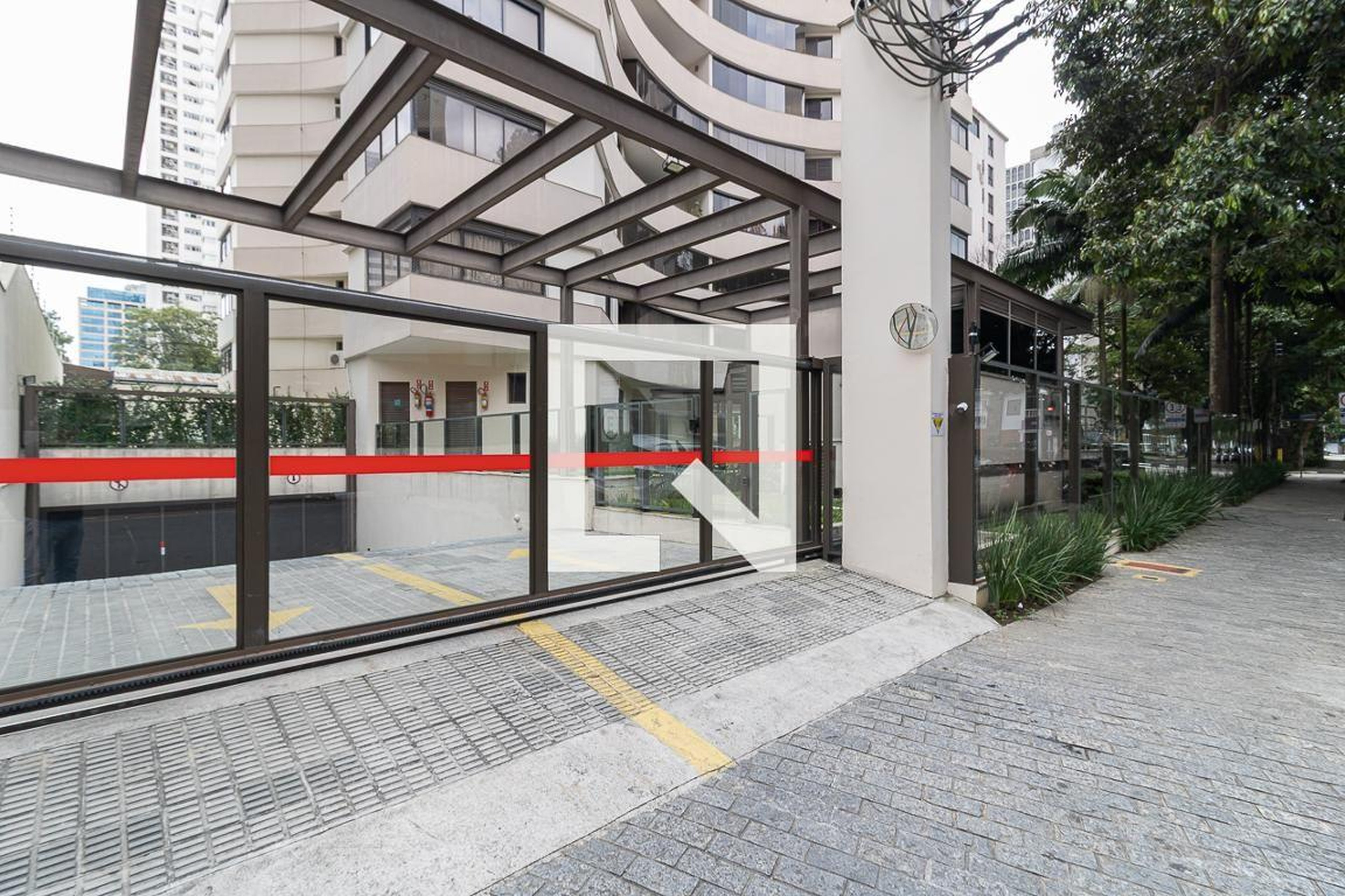 Fachada Condomínio Ibirapuera Park