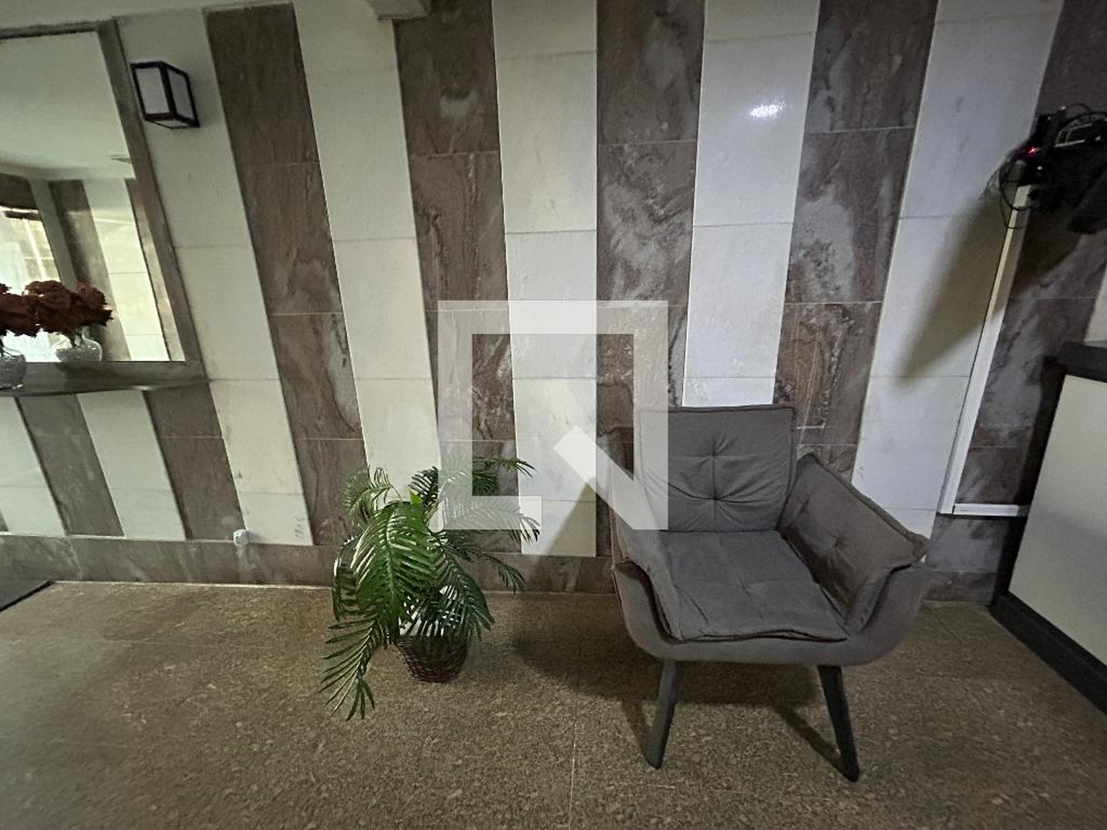 Hall de entrada - Edifício Jardim das Dalias