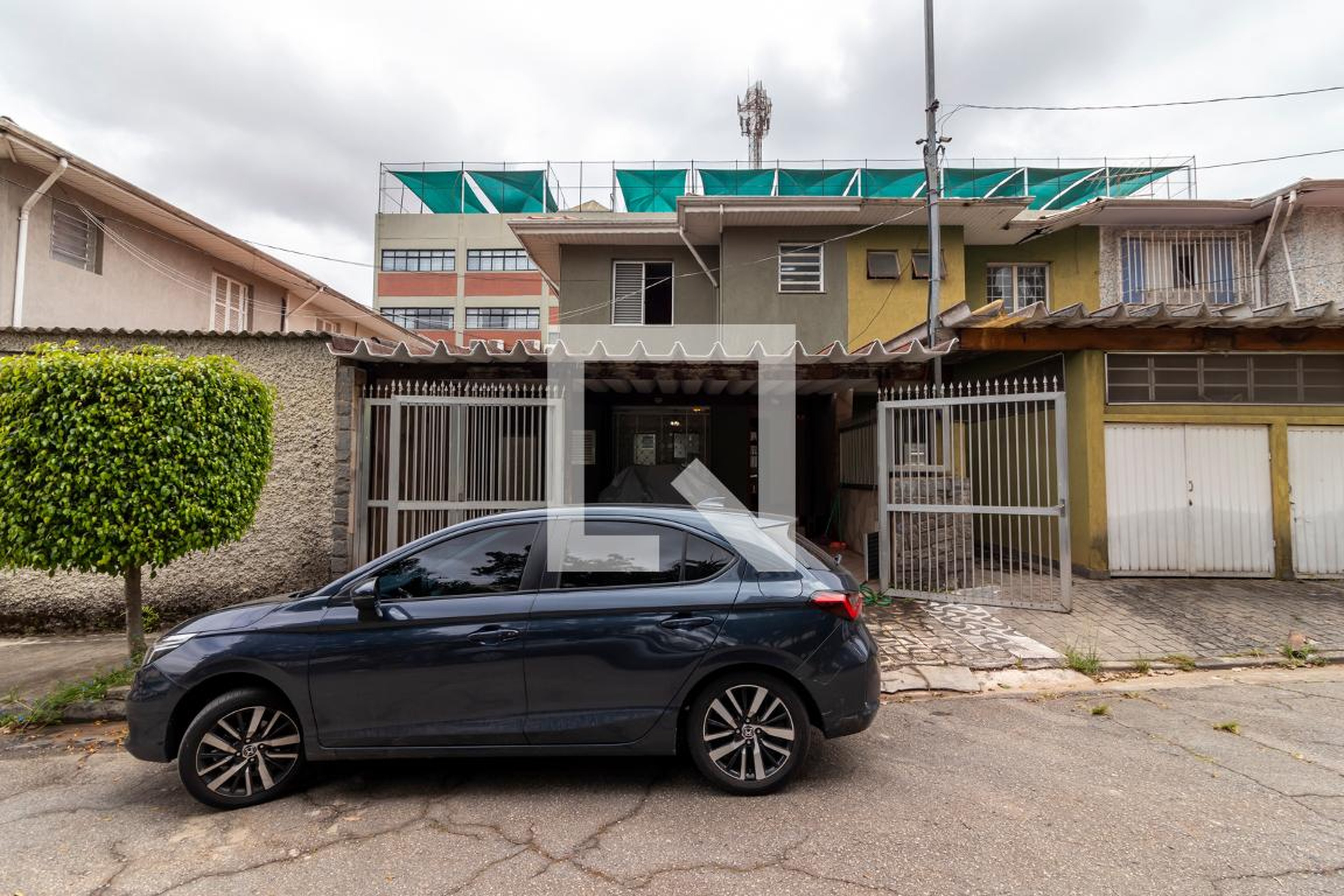 Fachada Condomínio em Rua Tabira, 37