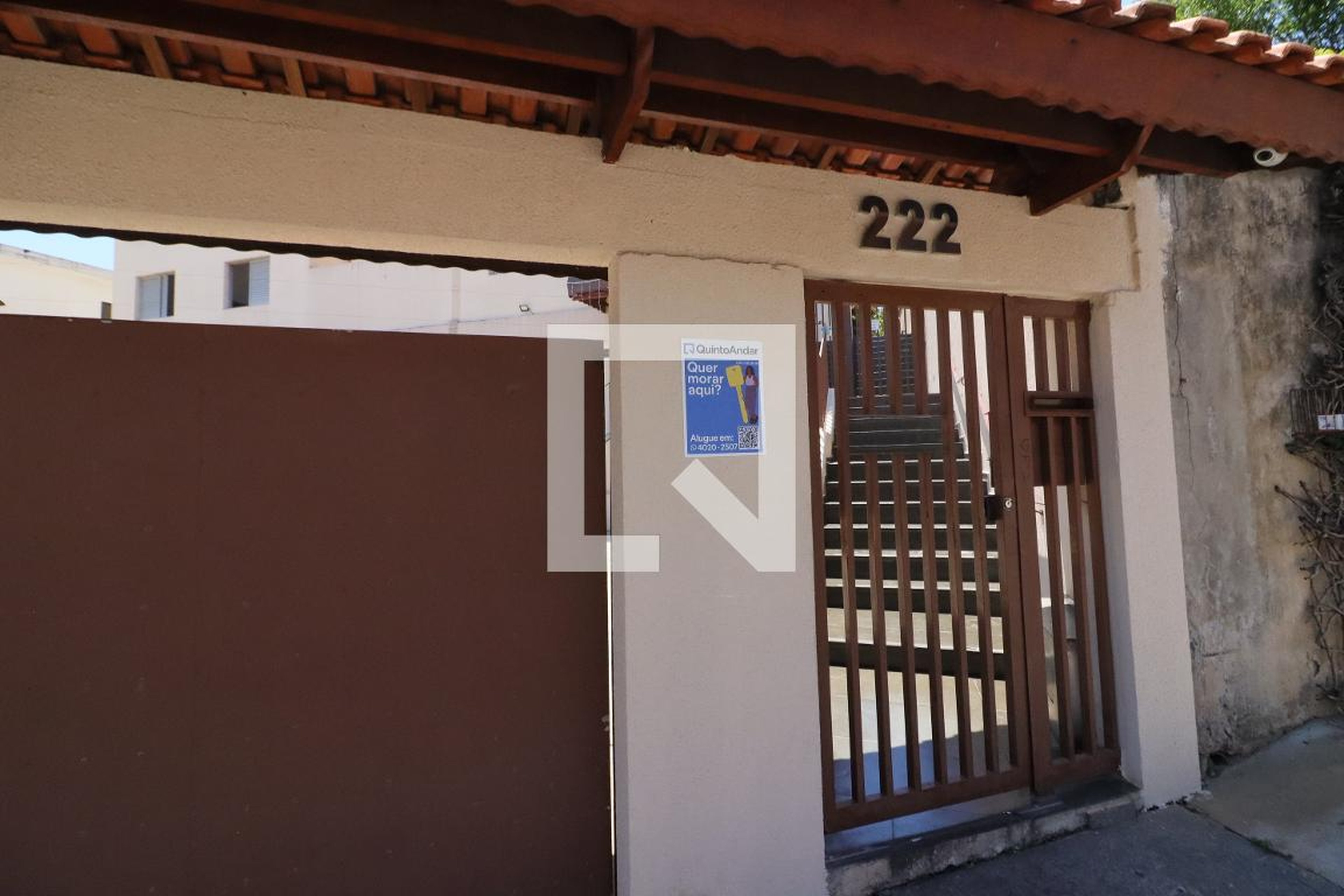 Fachada Condomínio em Rua Doutor Estevão Montebelo, 222