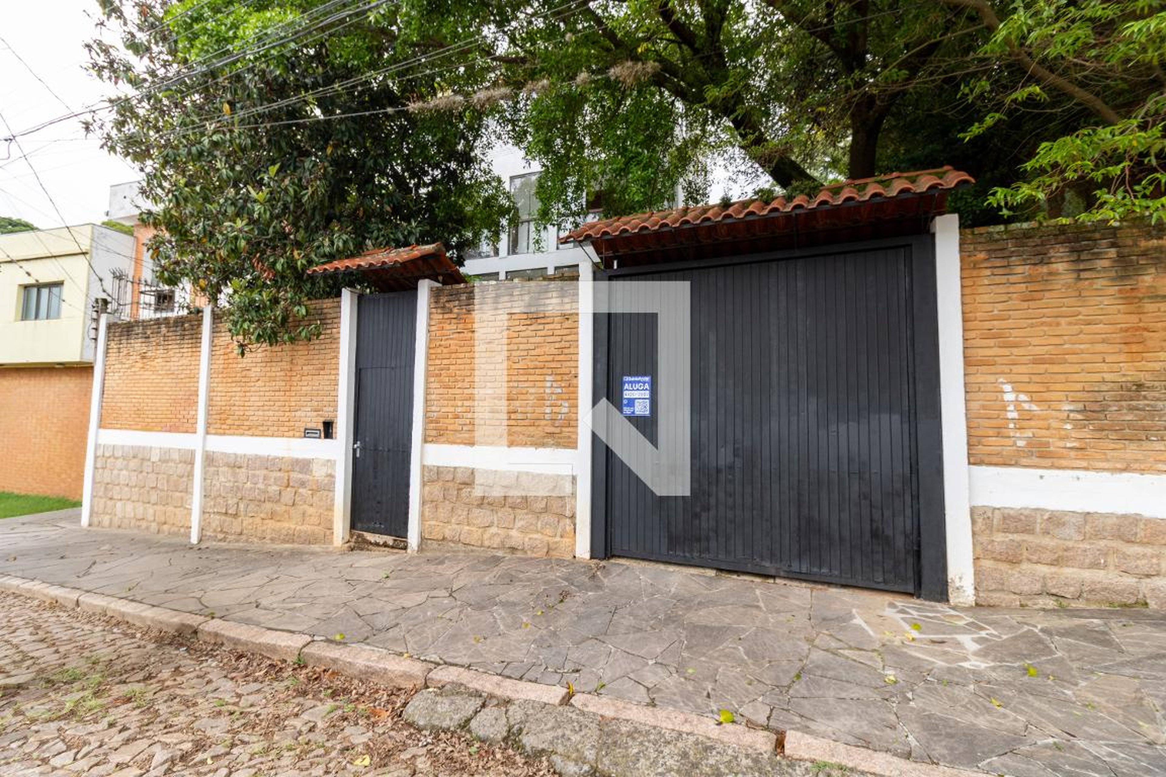 Fachada Condomínio em Rua Coronel Ruy da Cunha Paim, 55