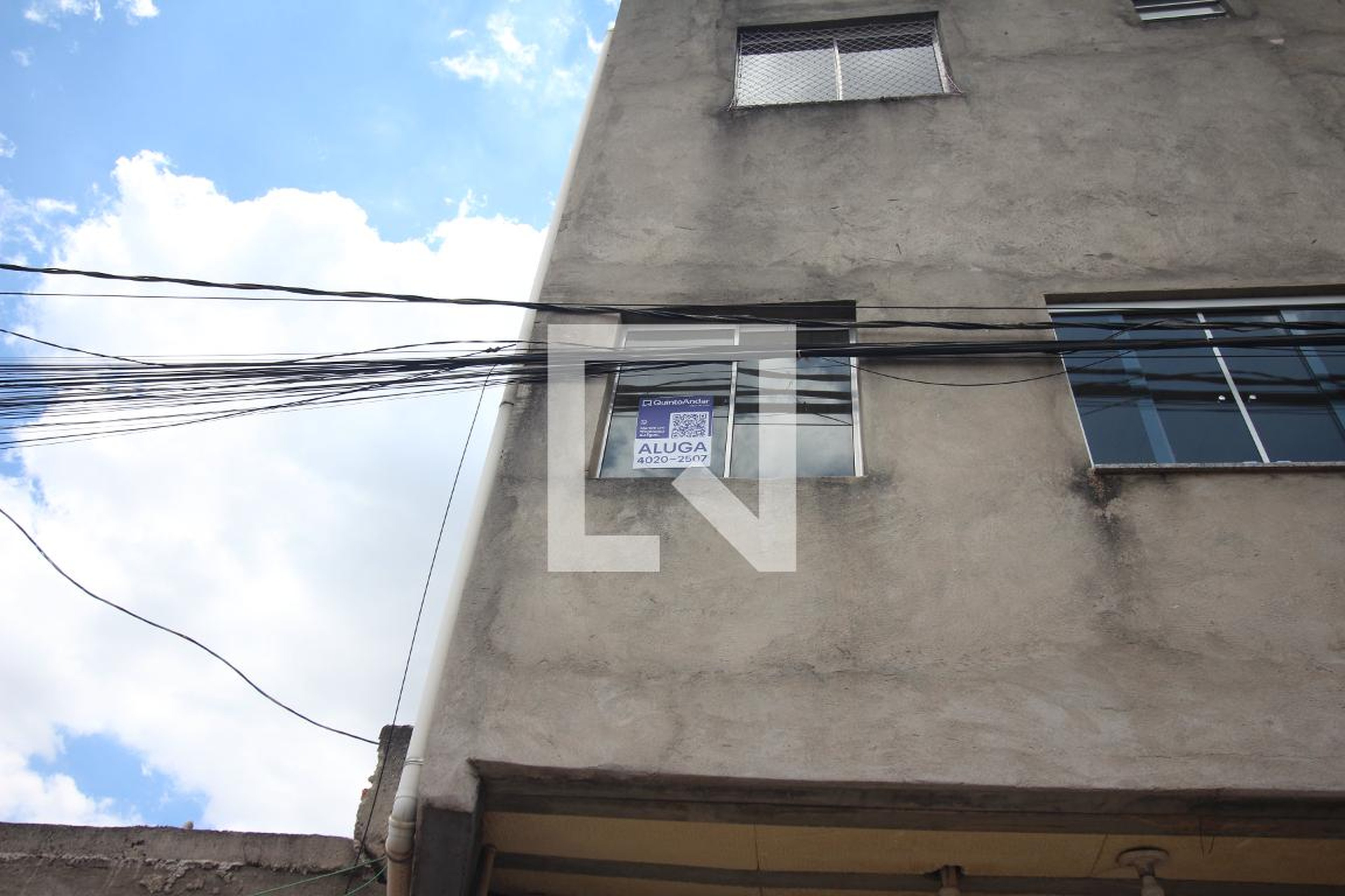 Fachada Condomínio em Rua Altino Silva, 15