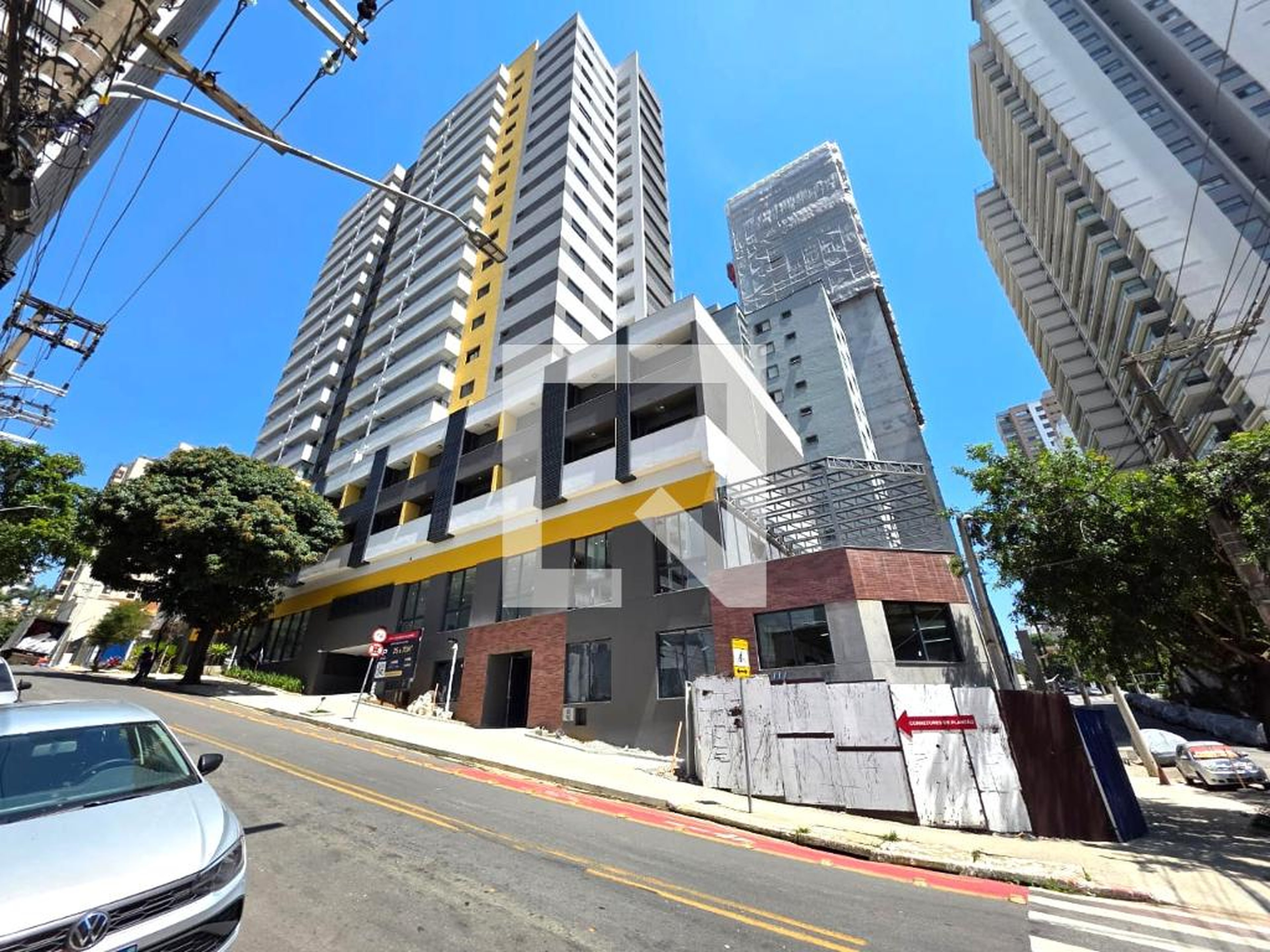 Fachada Condomínio em Rua Dona Leopoldina, 199