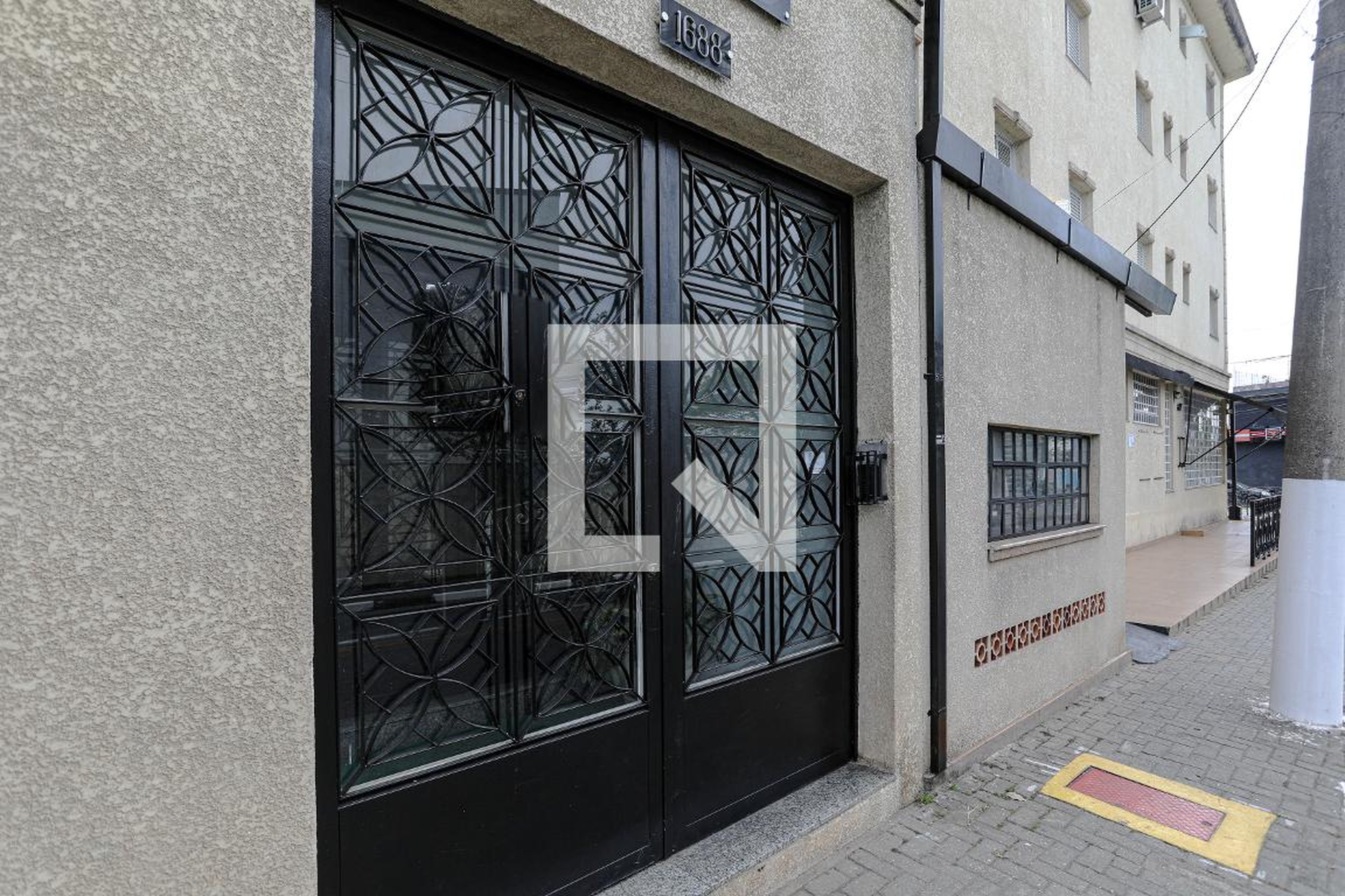 Entrada - Edificio Samwill´s