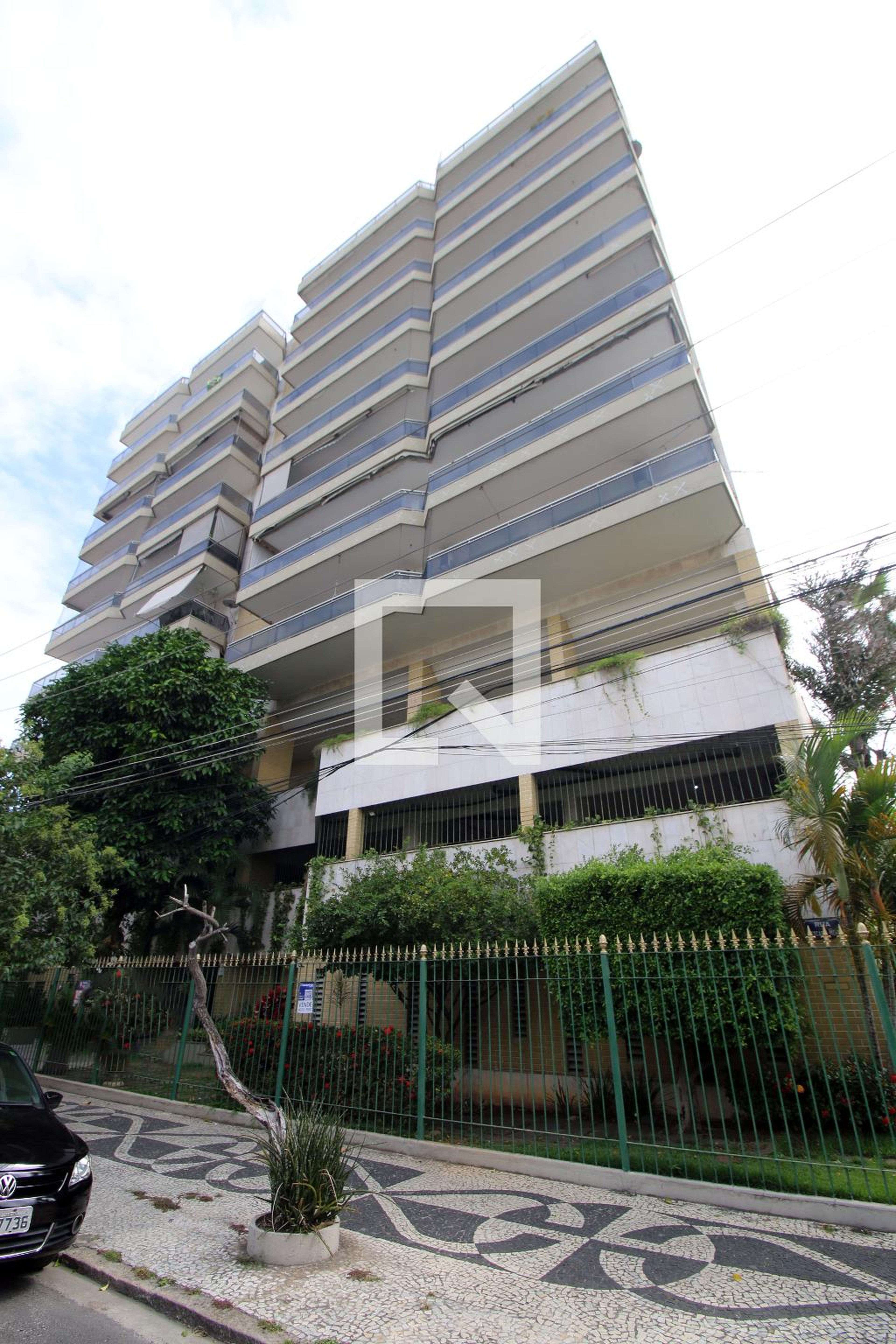 Fachada do Prédio Condomínio em Rua Leocádia Rêgo, 22