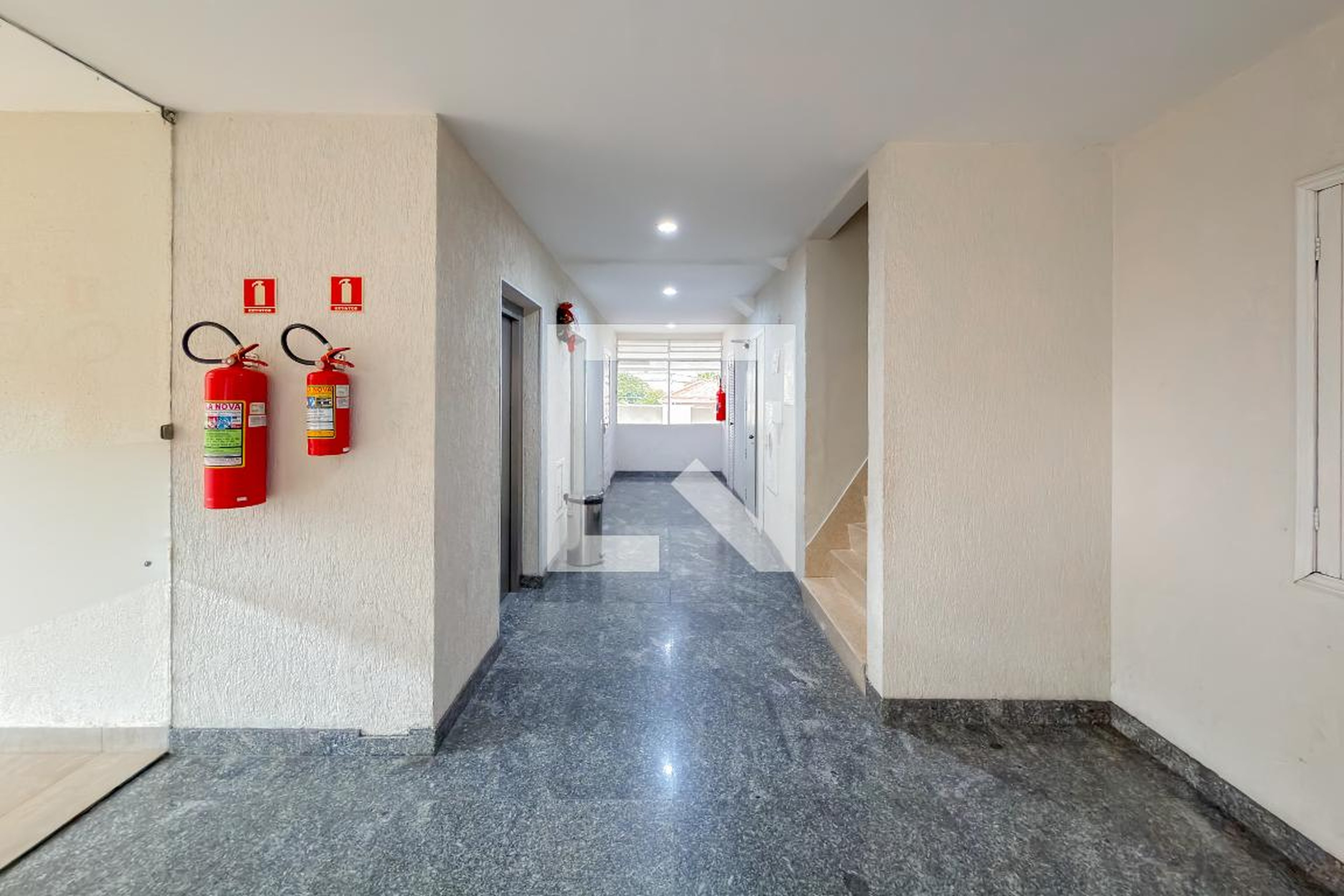 Hall social - bandeirante