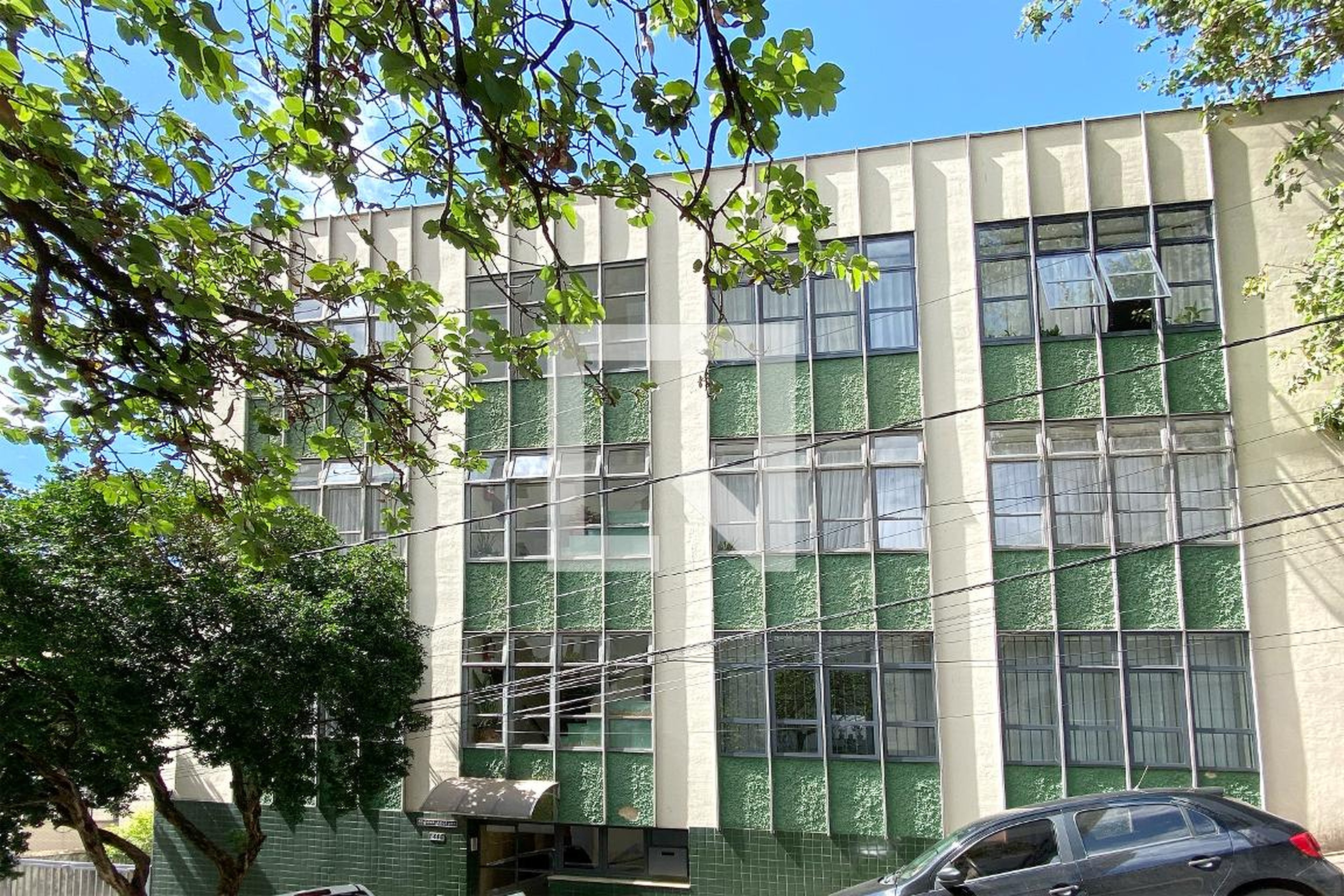 Fachada Condomínio em Rua Abre Campo, 210