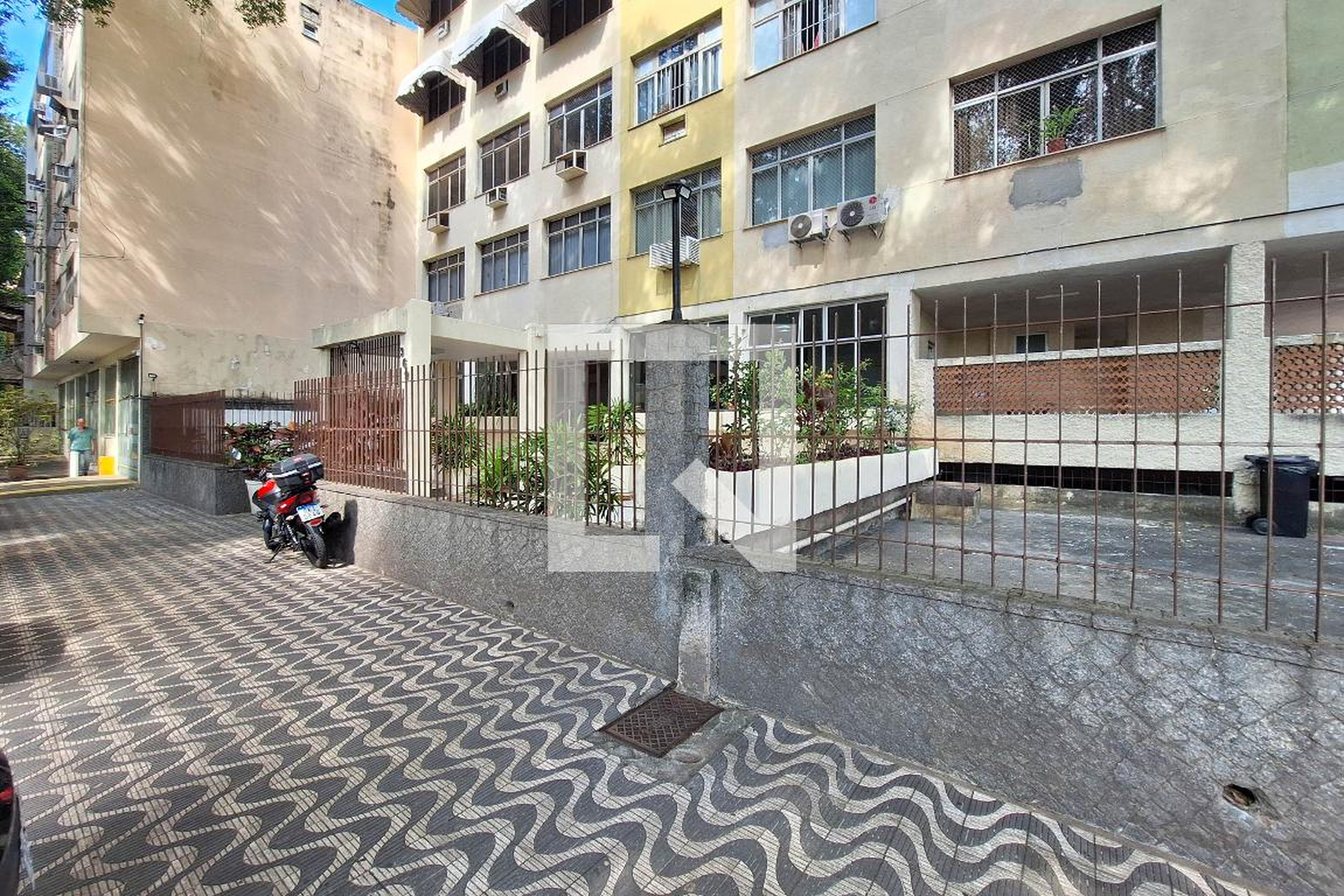 Fachada Condomínio DR Rubens Brasil