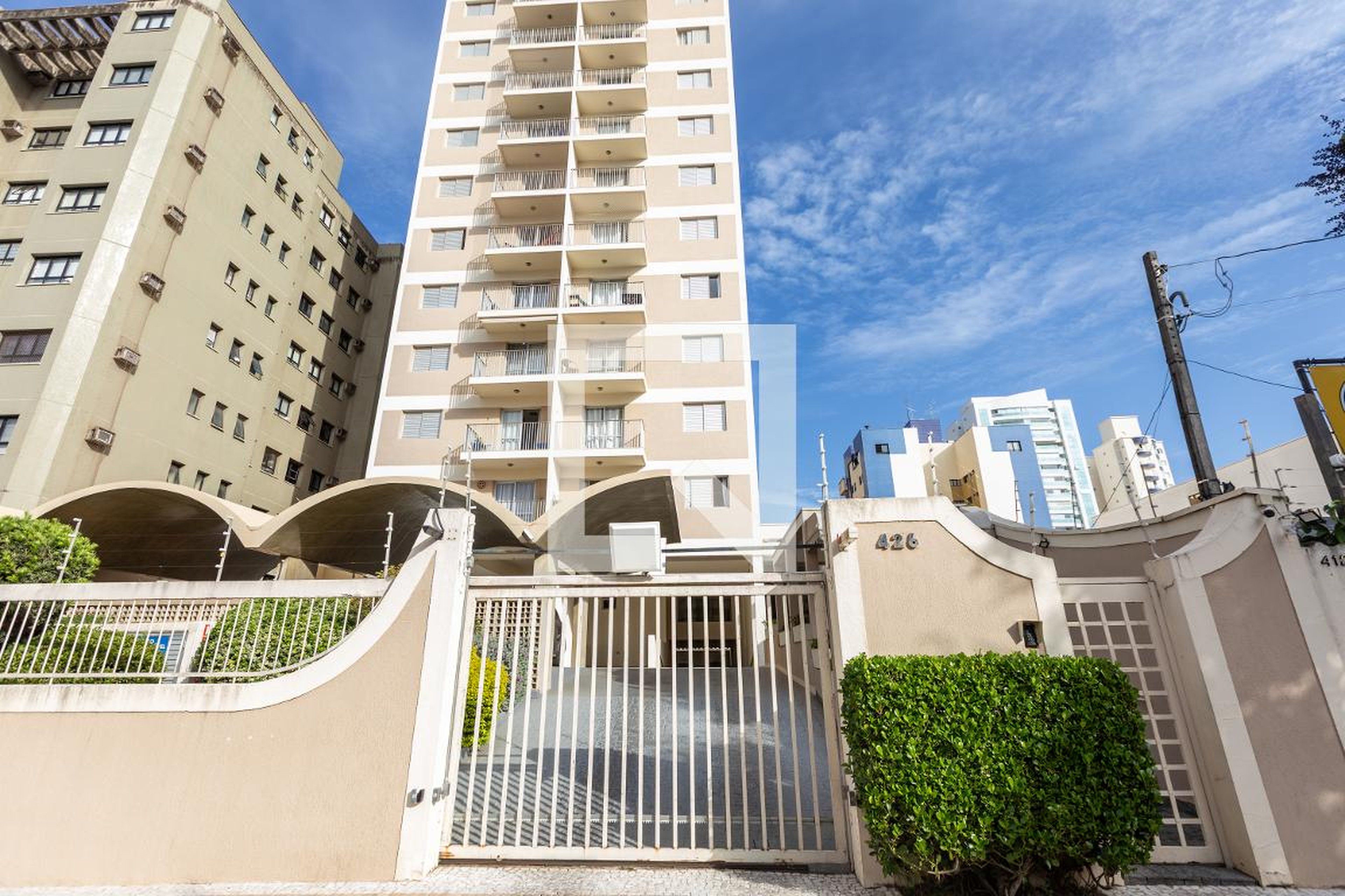 Fachada do Prédio Condomínio Cambara