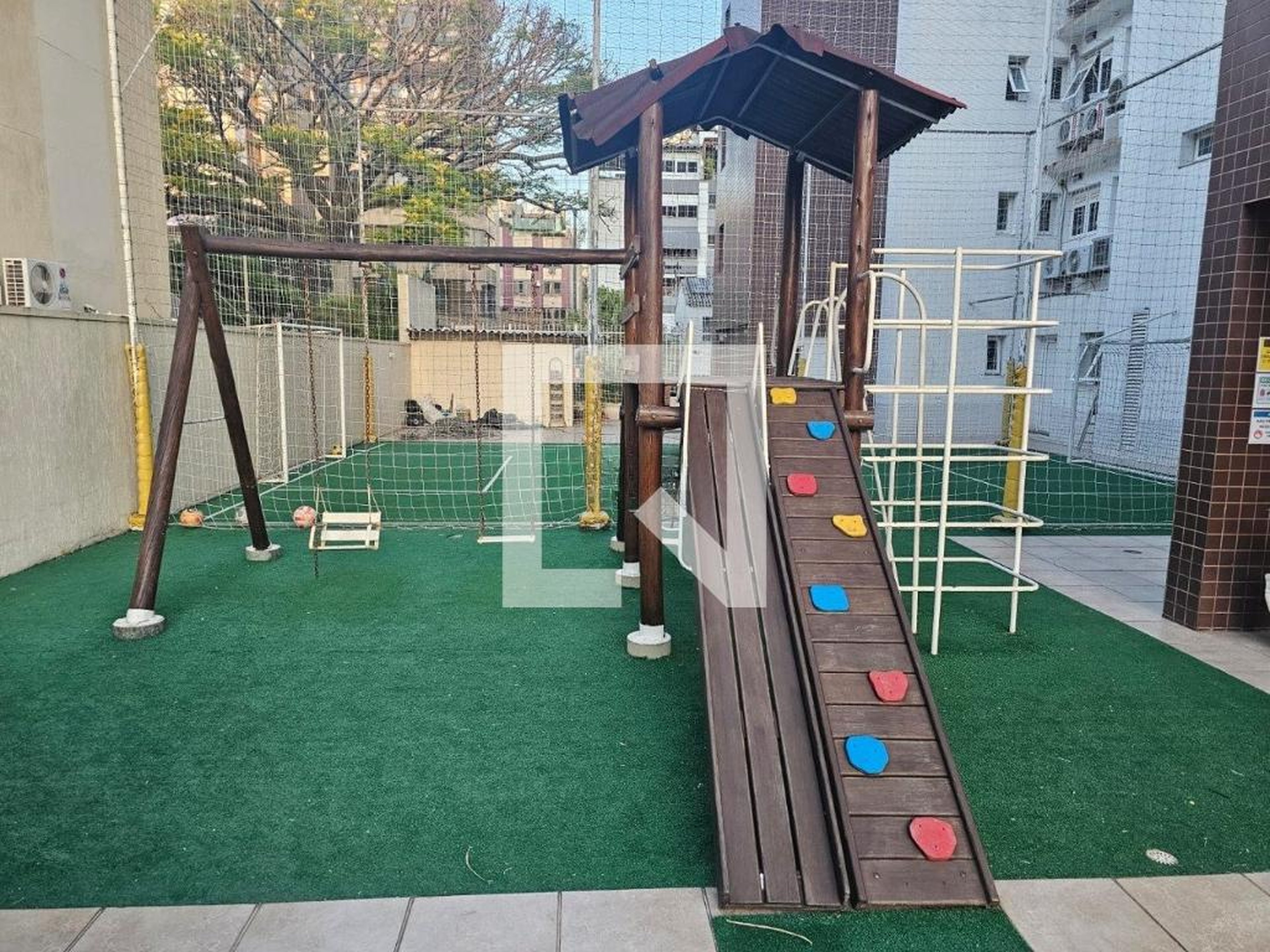 Área comum - Vinte e Cinco de Julho