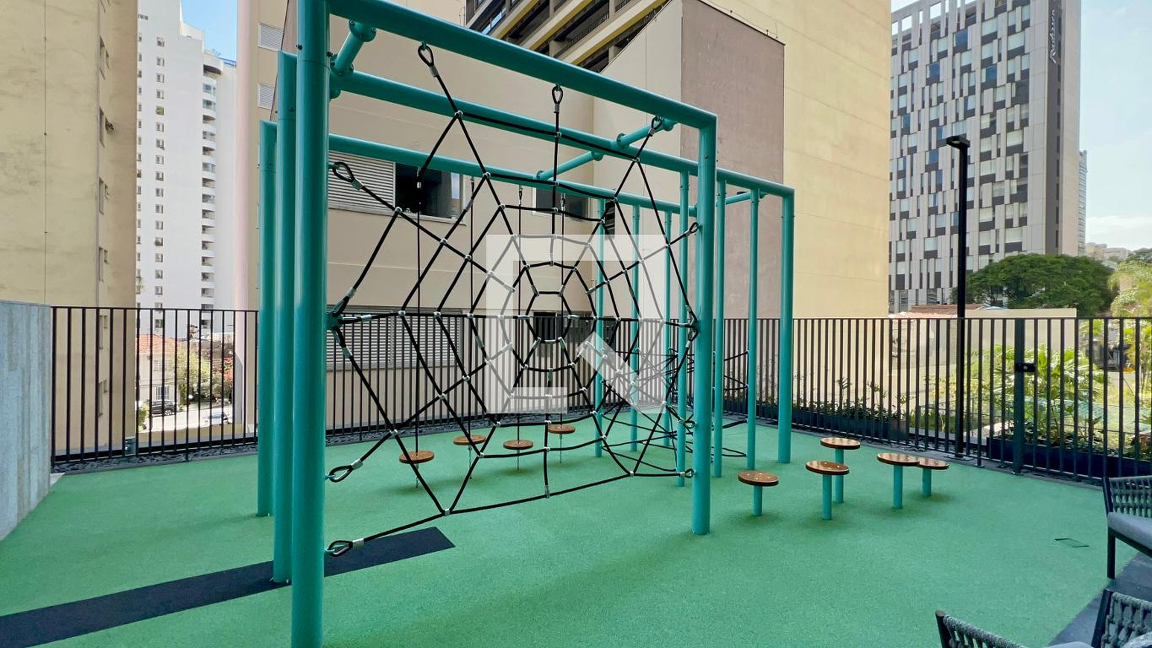 Playground - Clári Pinheiros