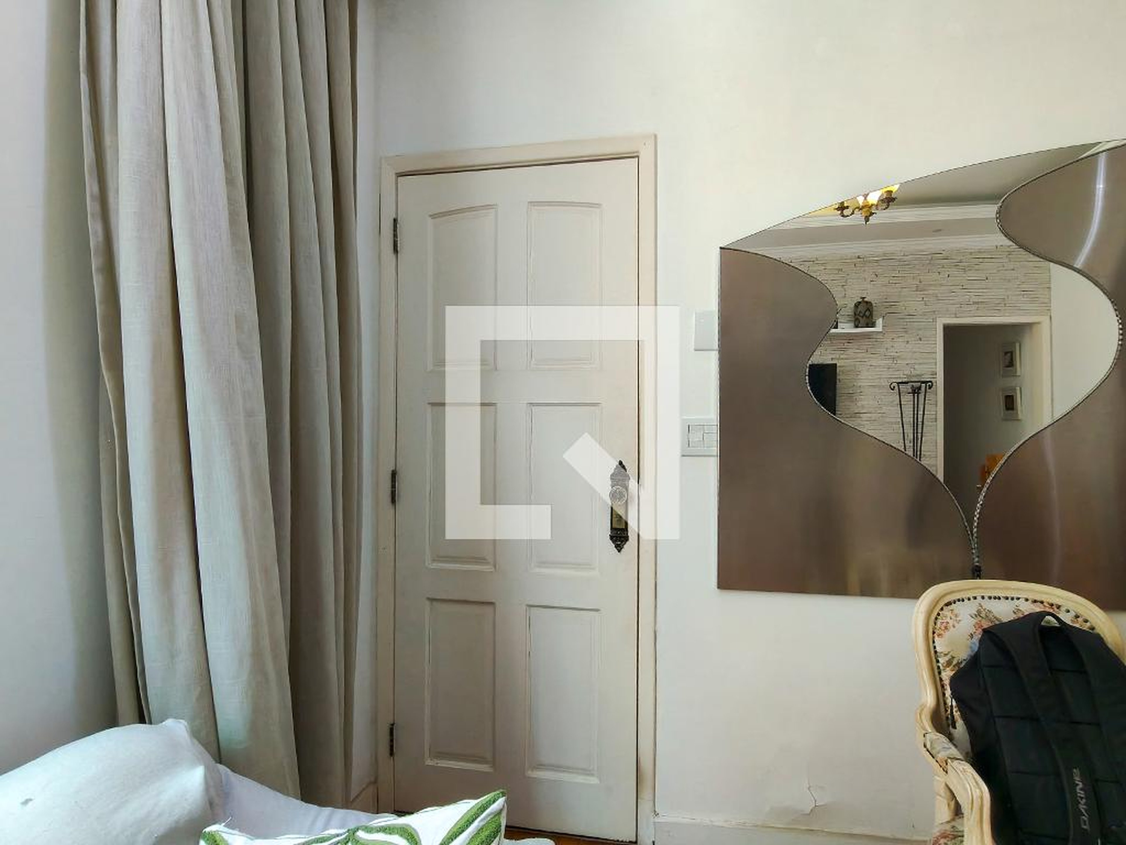 Entrada Condomínio em Rua Santa Alexandrina, 100