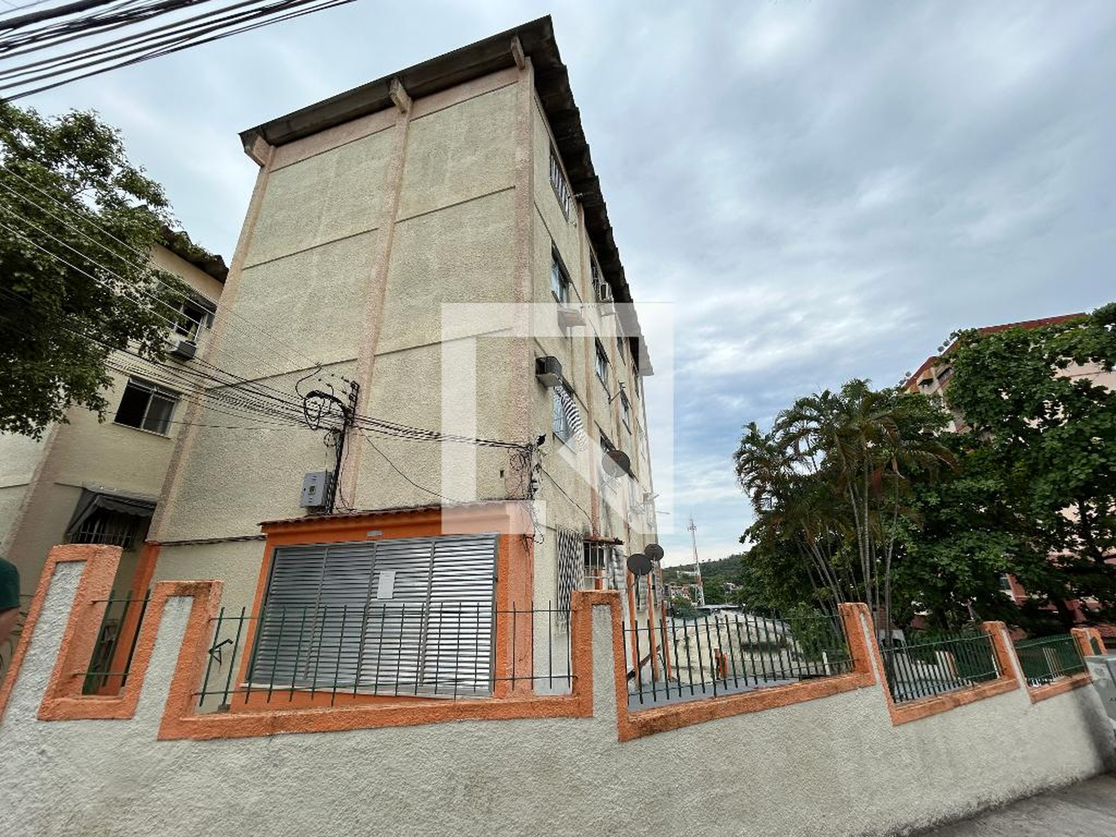 Fachada Condomínio Henrique Gonzalez