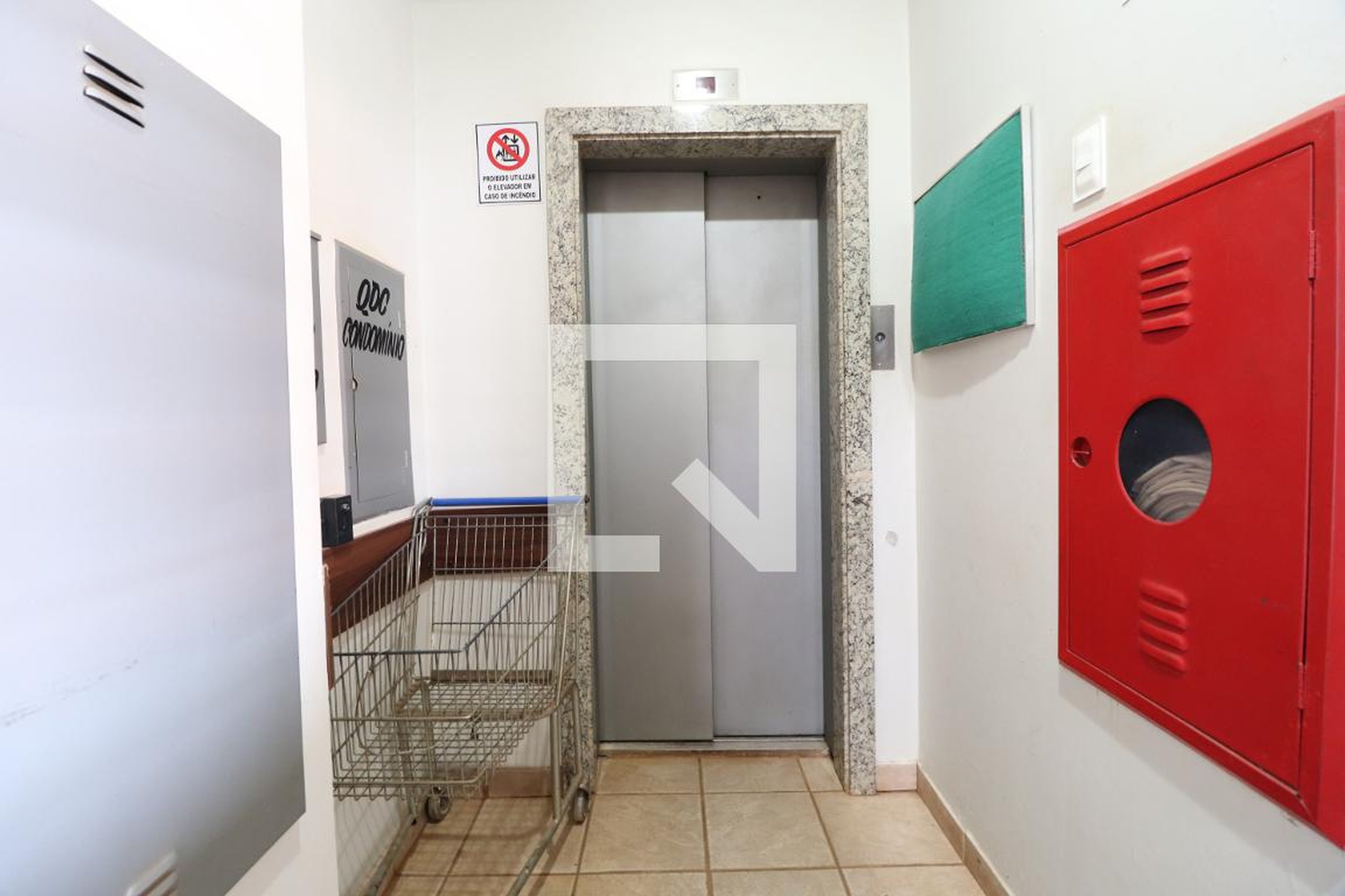 Elevador - Jardim da Colina