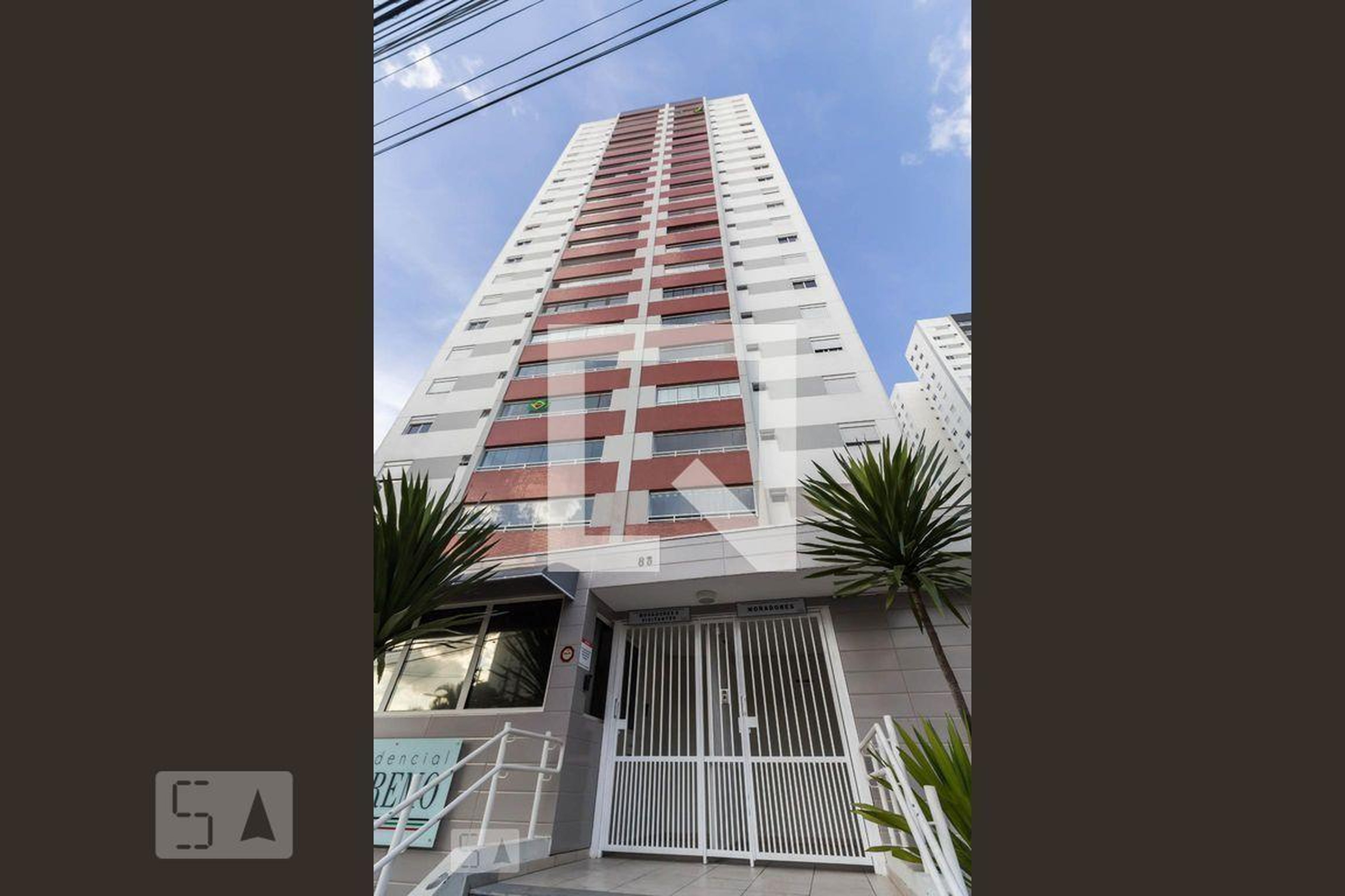 Fachada Condomínio em Rua Rui Barbosa, 83