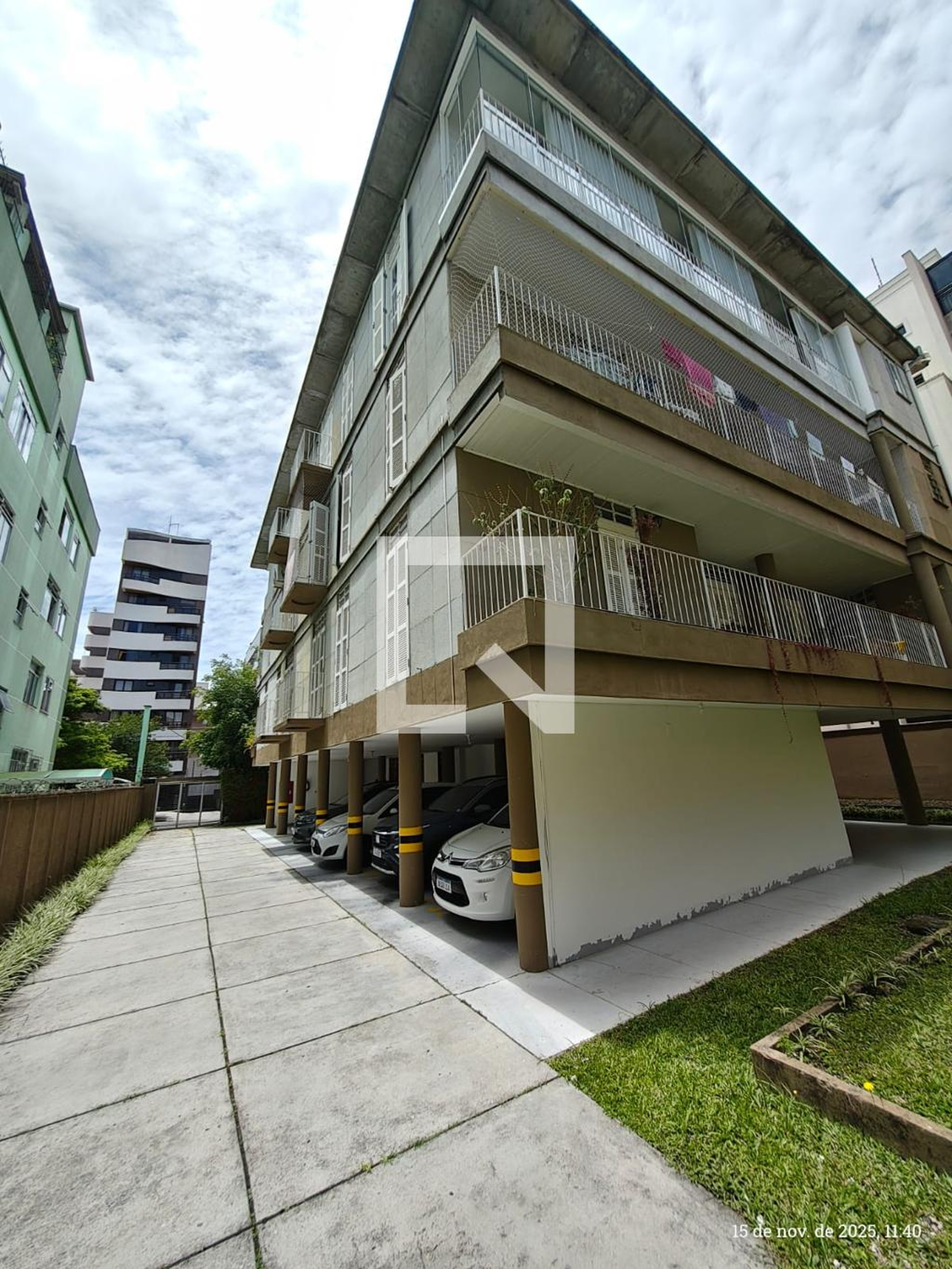 Fachada Condomínio em Rua Parintins, 198