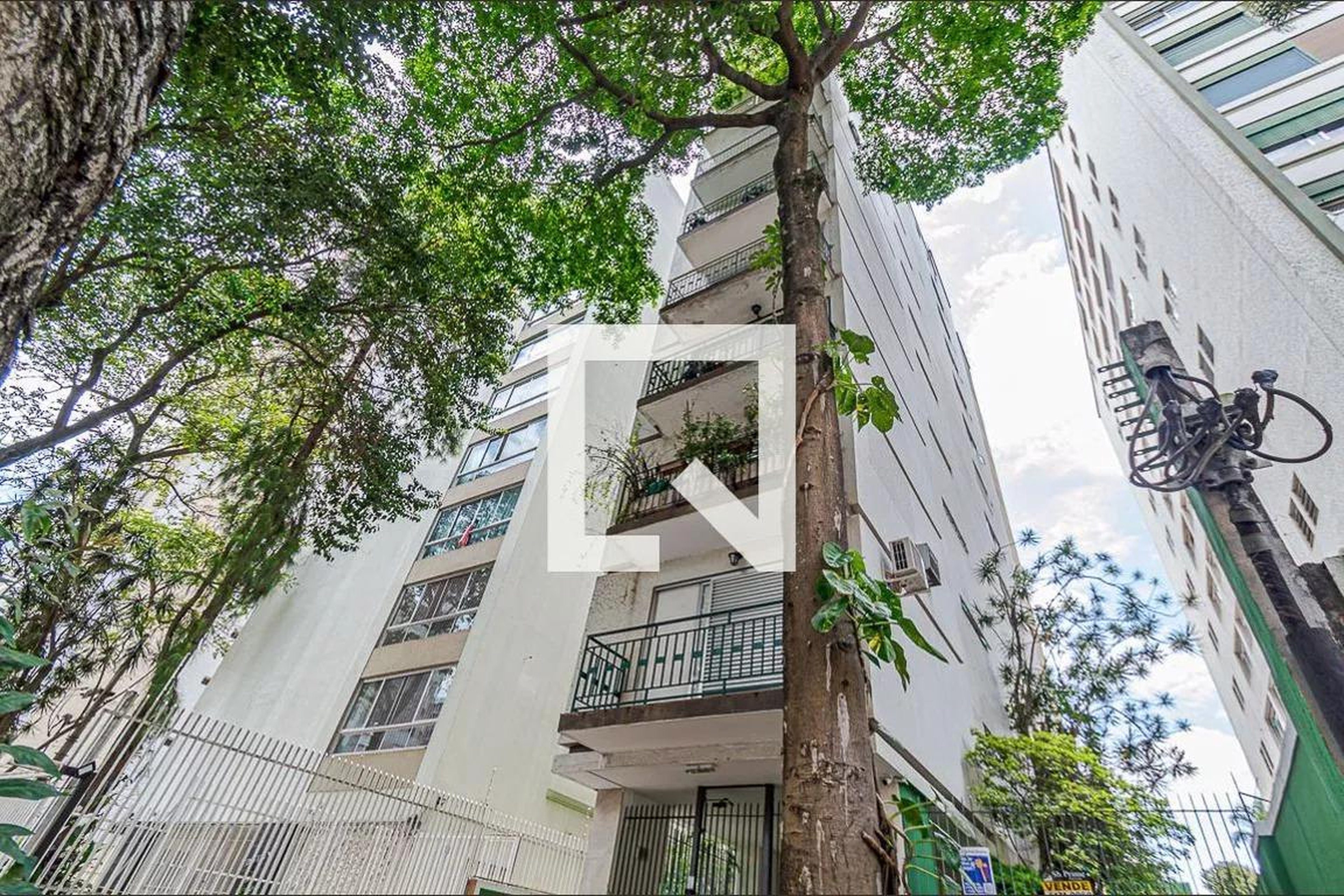 Fachada Condomínio Uirapuru