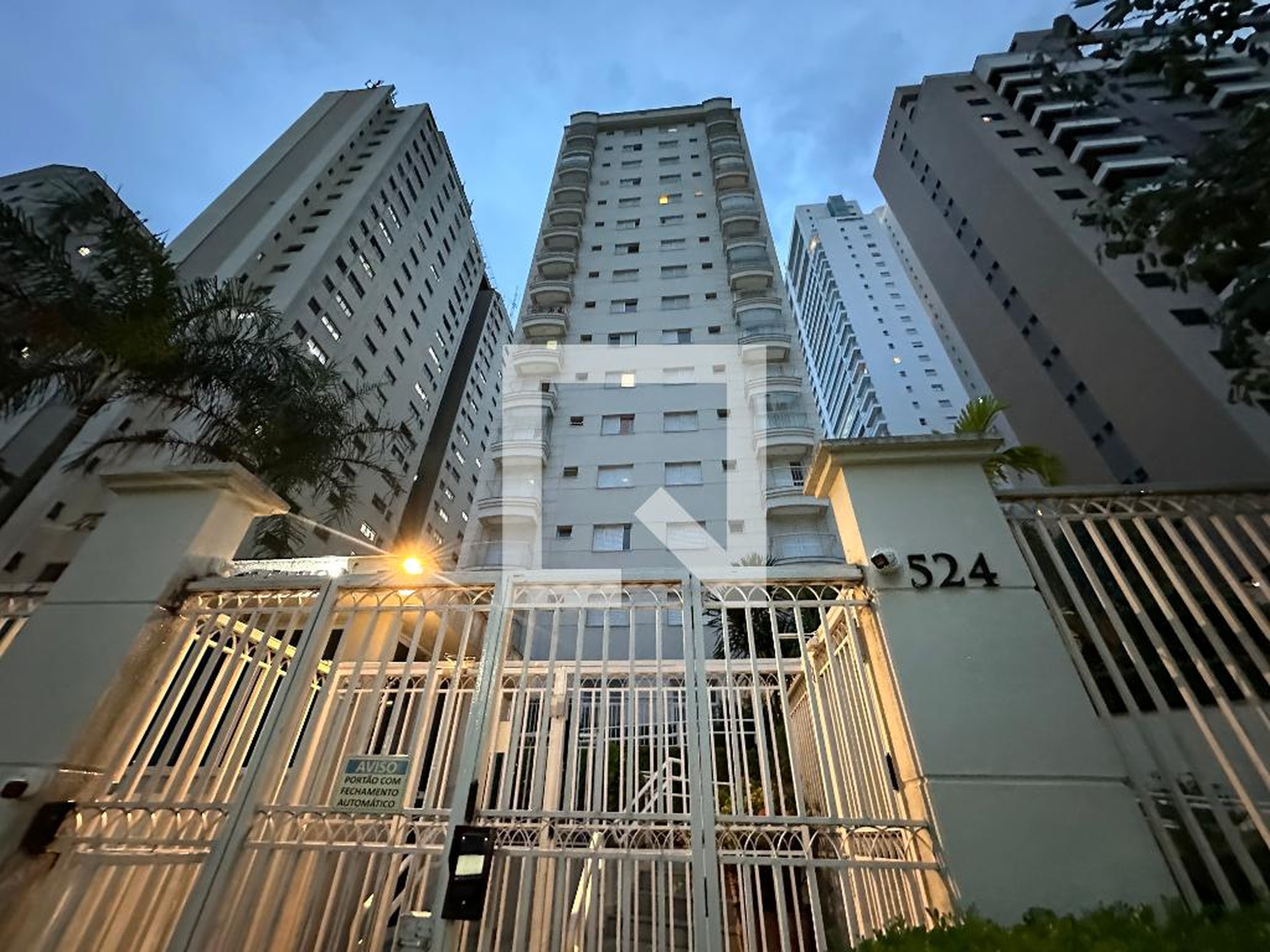 Fachada Condomínio em Alameda Grajaú, 525