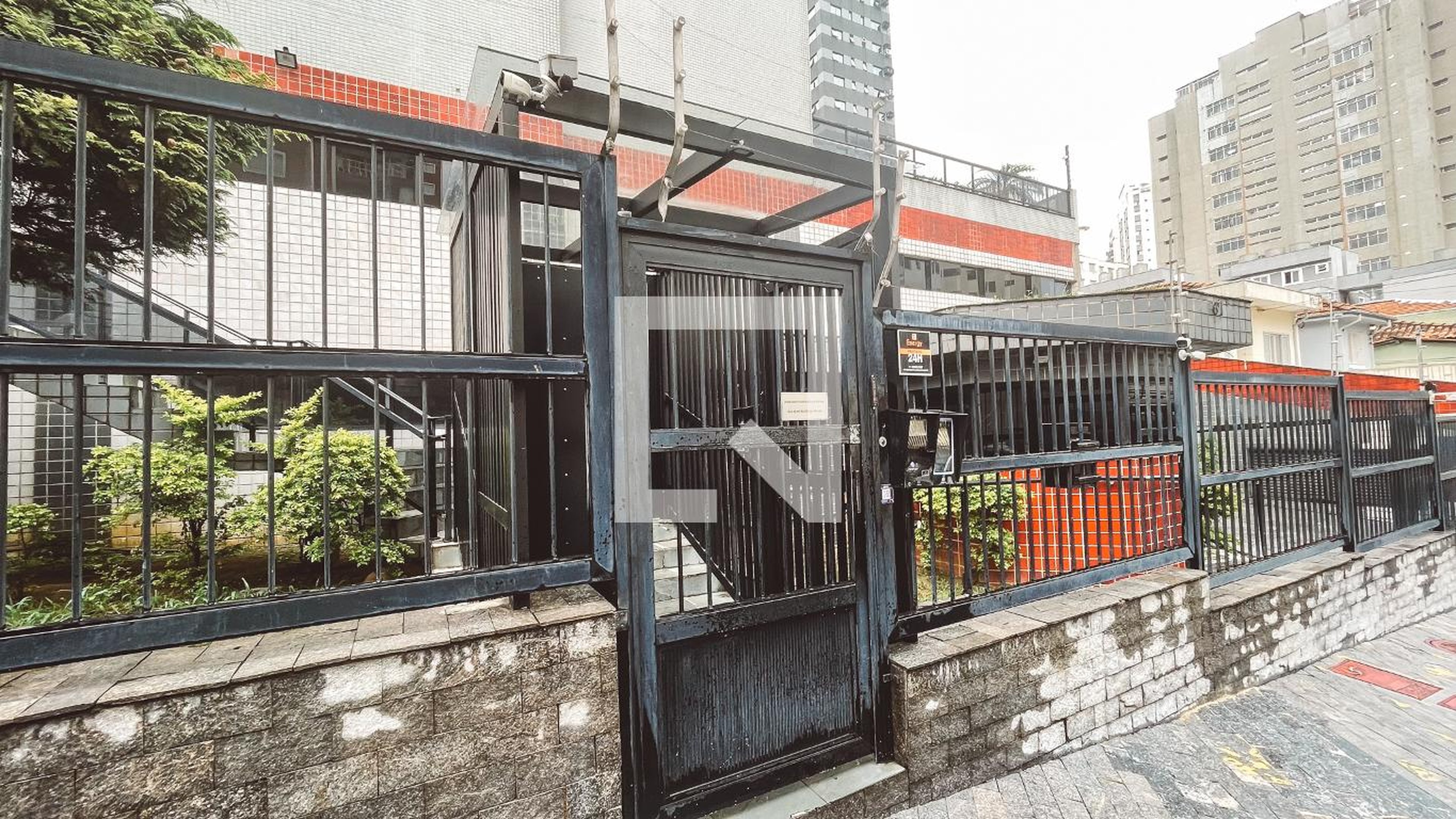 Fachada do Prédio Condomínio Mandaguaçú e Marialva