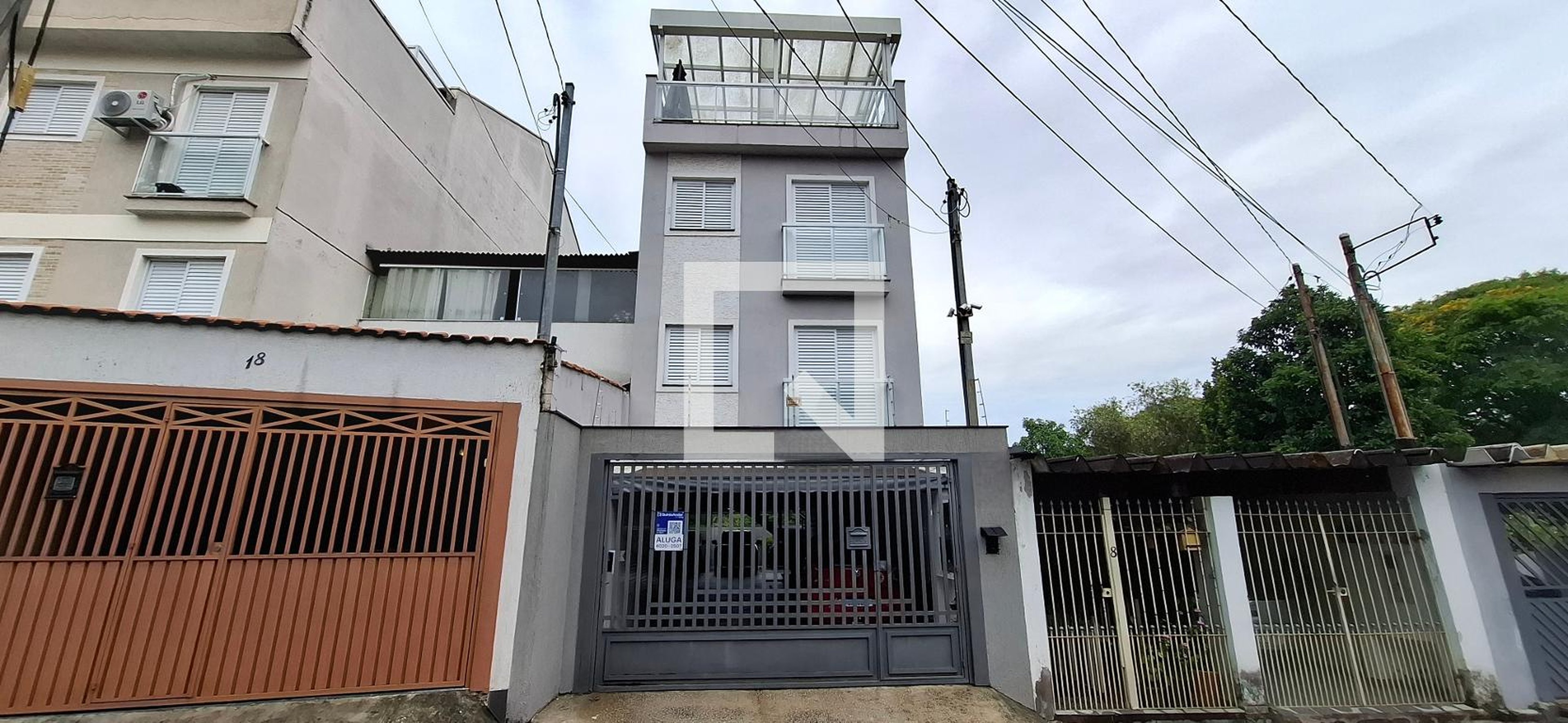 Fachada Condomínio em Travessa dos Ferroviários, 10