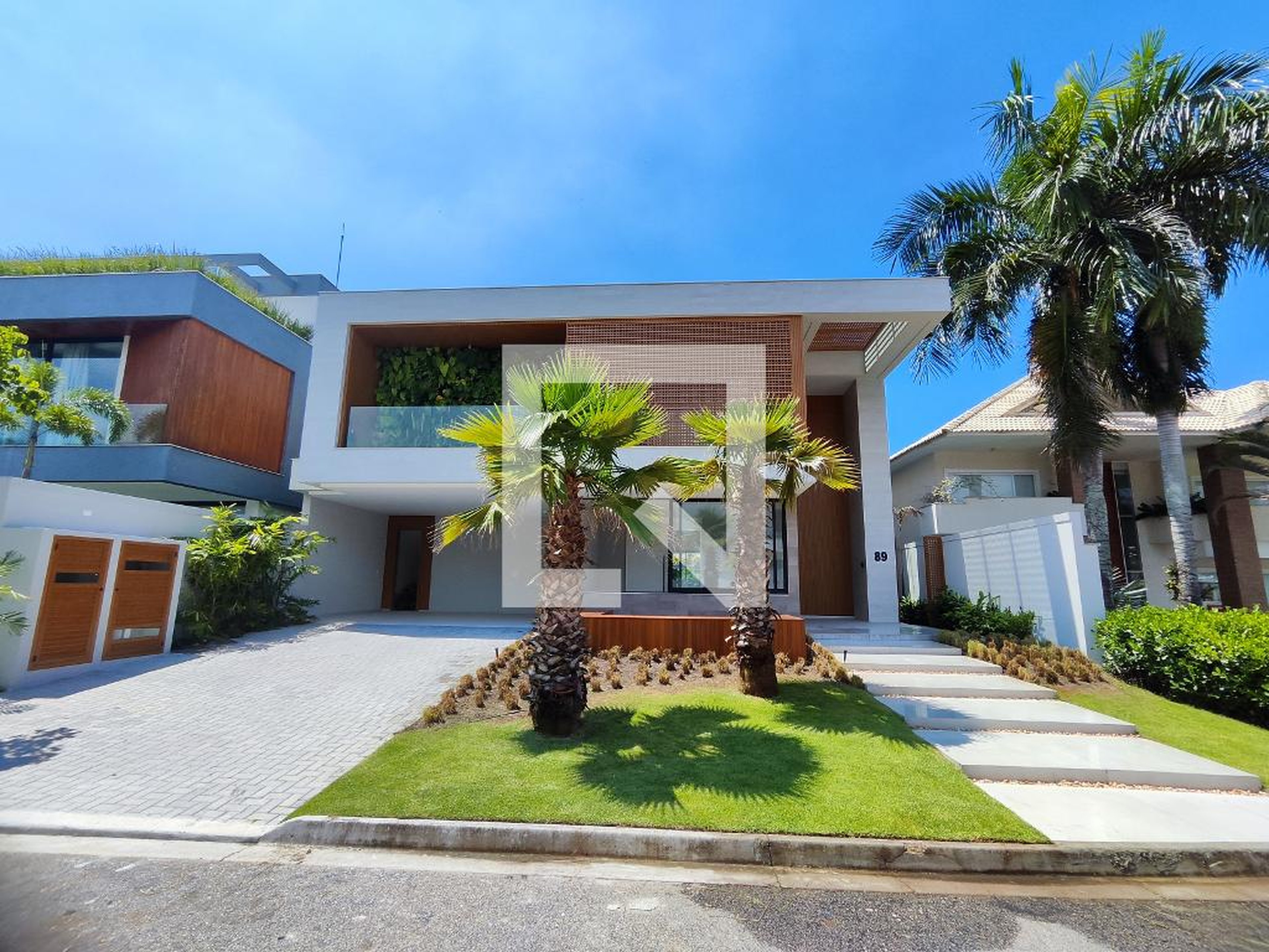 Fachada Condomínio Del Lago