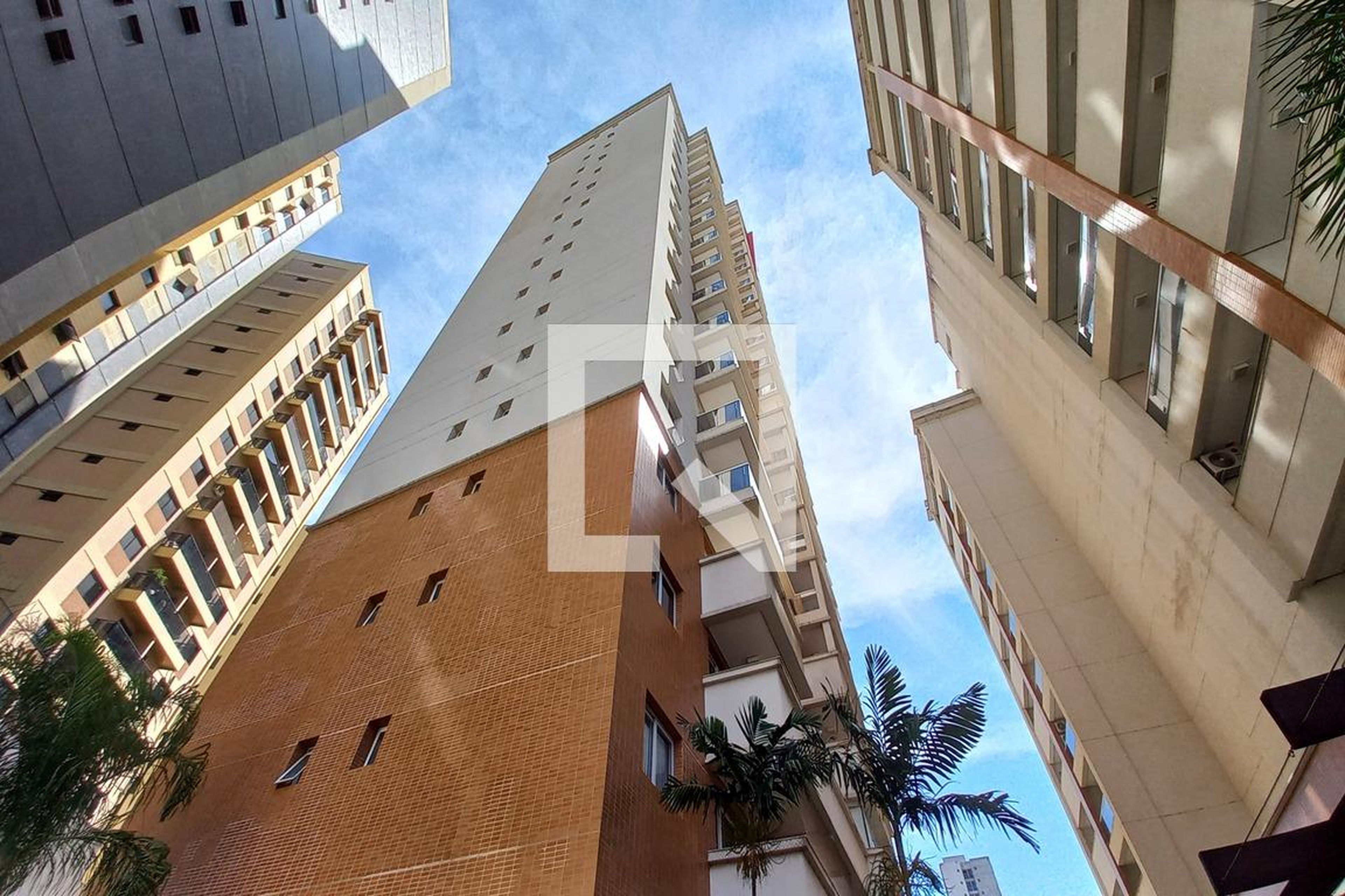 Fachada do Prédio Condomínio DOT Home