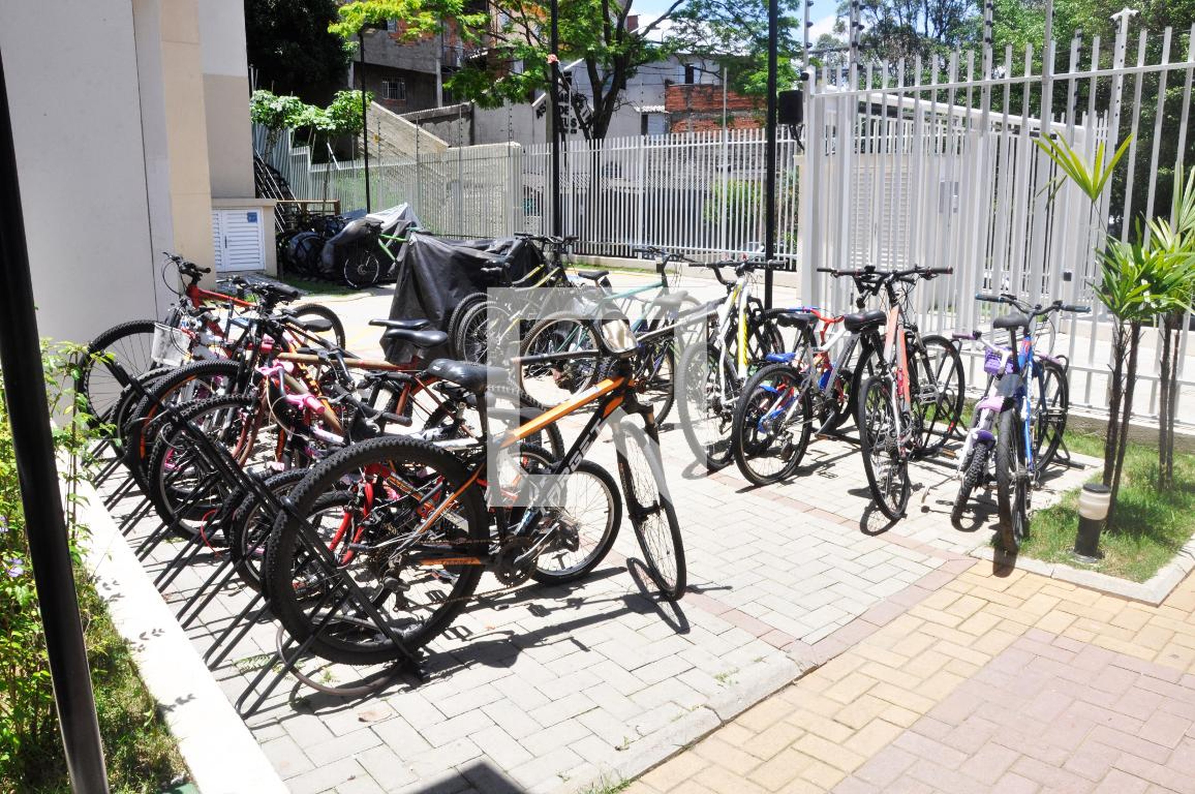 Bicicletário - Plano&Estação Piqueri Li