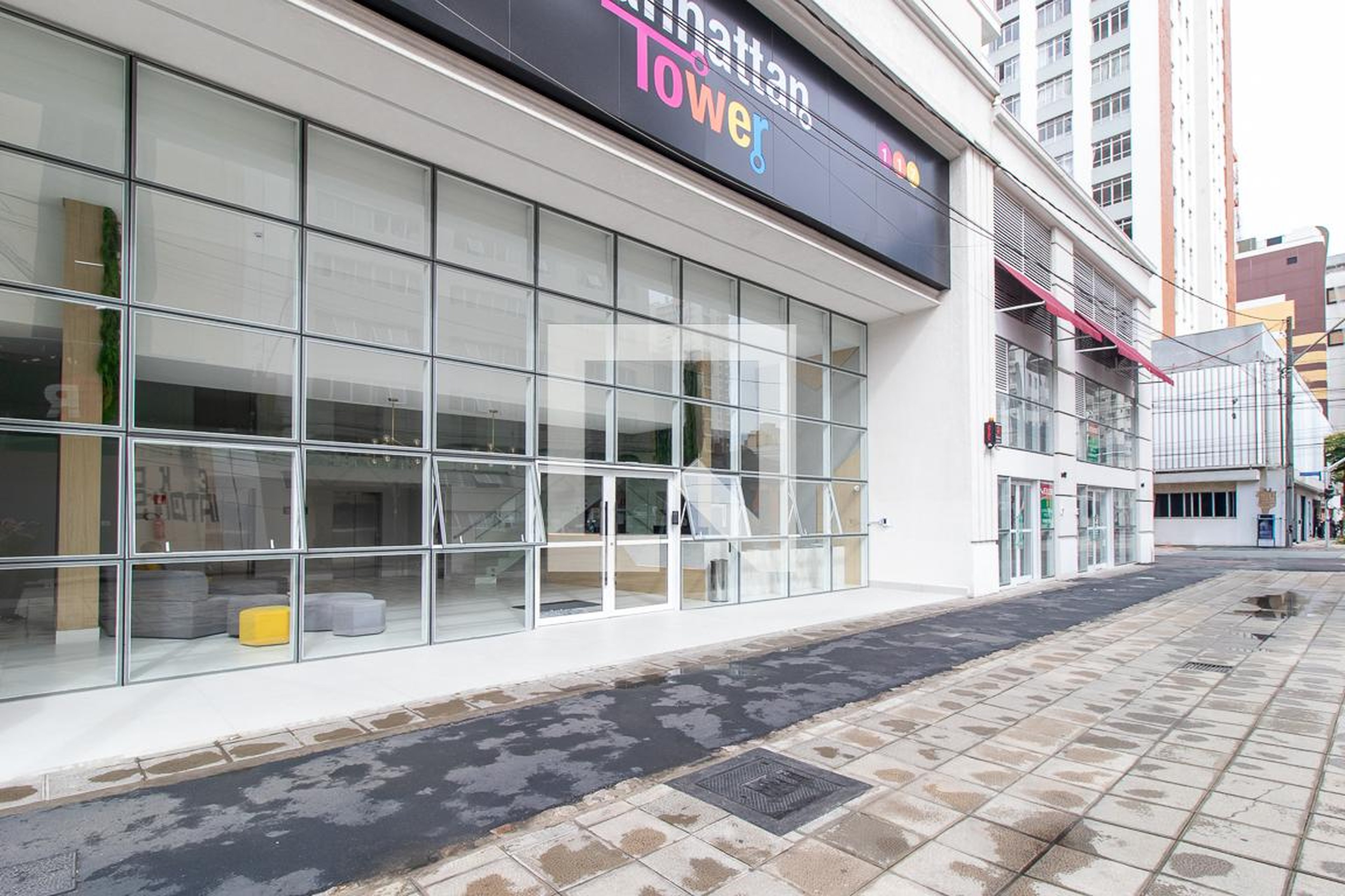 Fachada Condomínio Manhattan